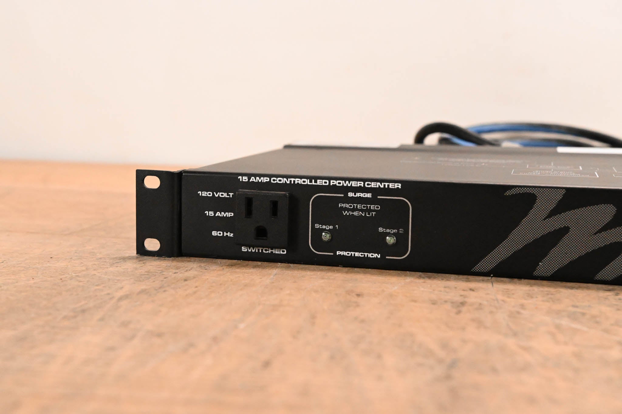 Middle Atlantic PDC-915R-6 15A Rackmount Power Strip with 9 Outlets