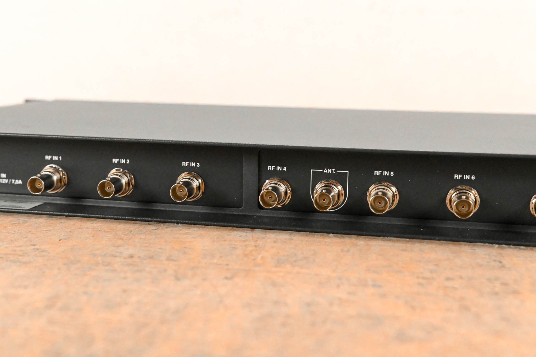 Sennheiser AC 3200-II Active 8-Channel Antenna Combiner NO POWER SUPPLY