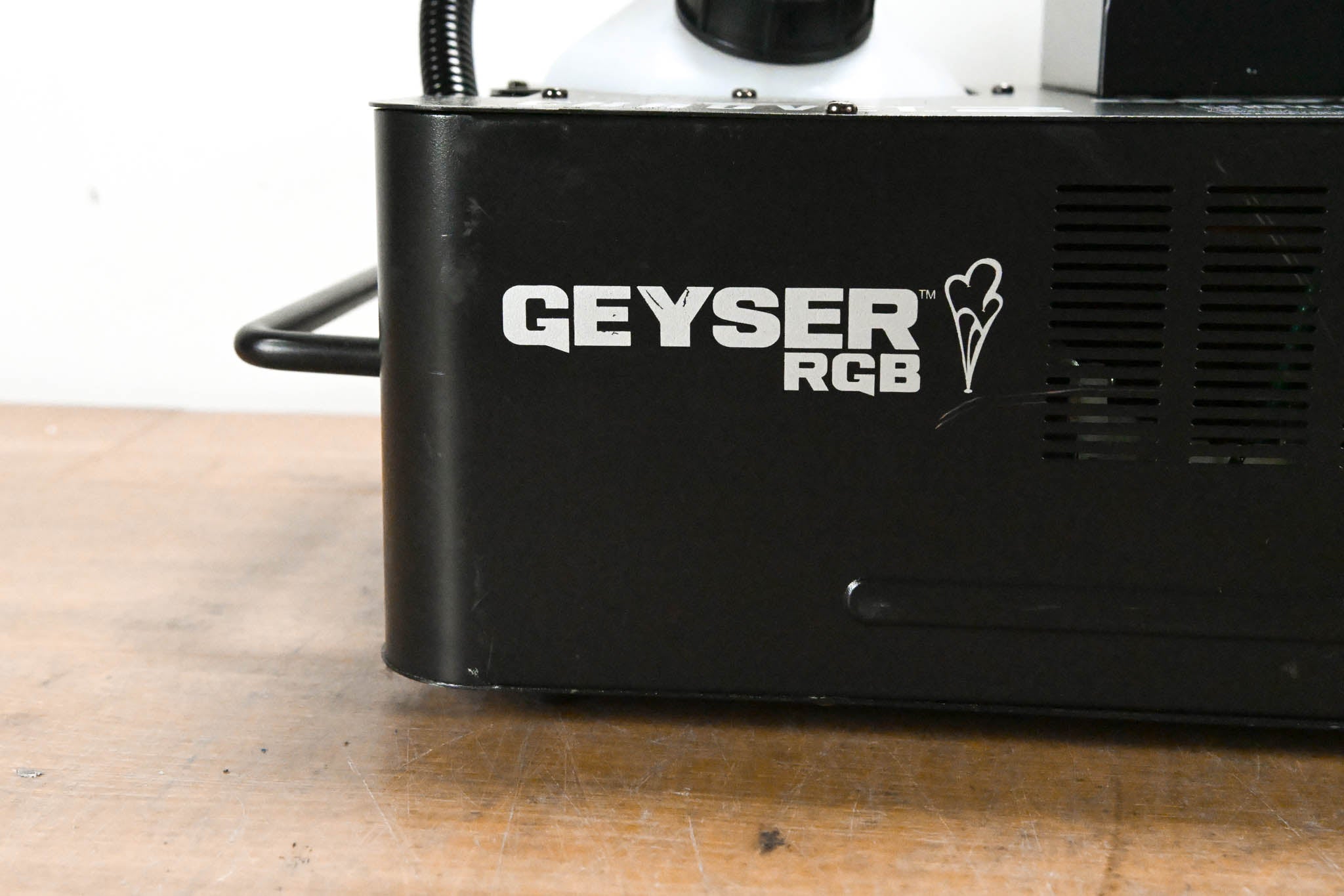 Chauvet Geyser RGB Ver 3 LED Lighting Effect and Fog Machine