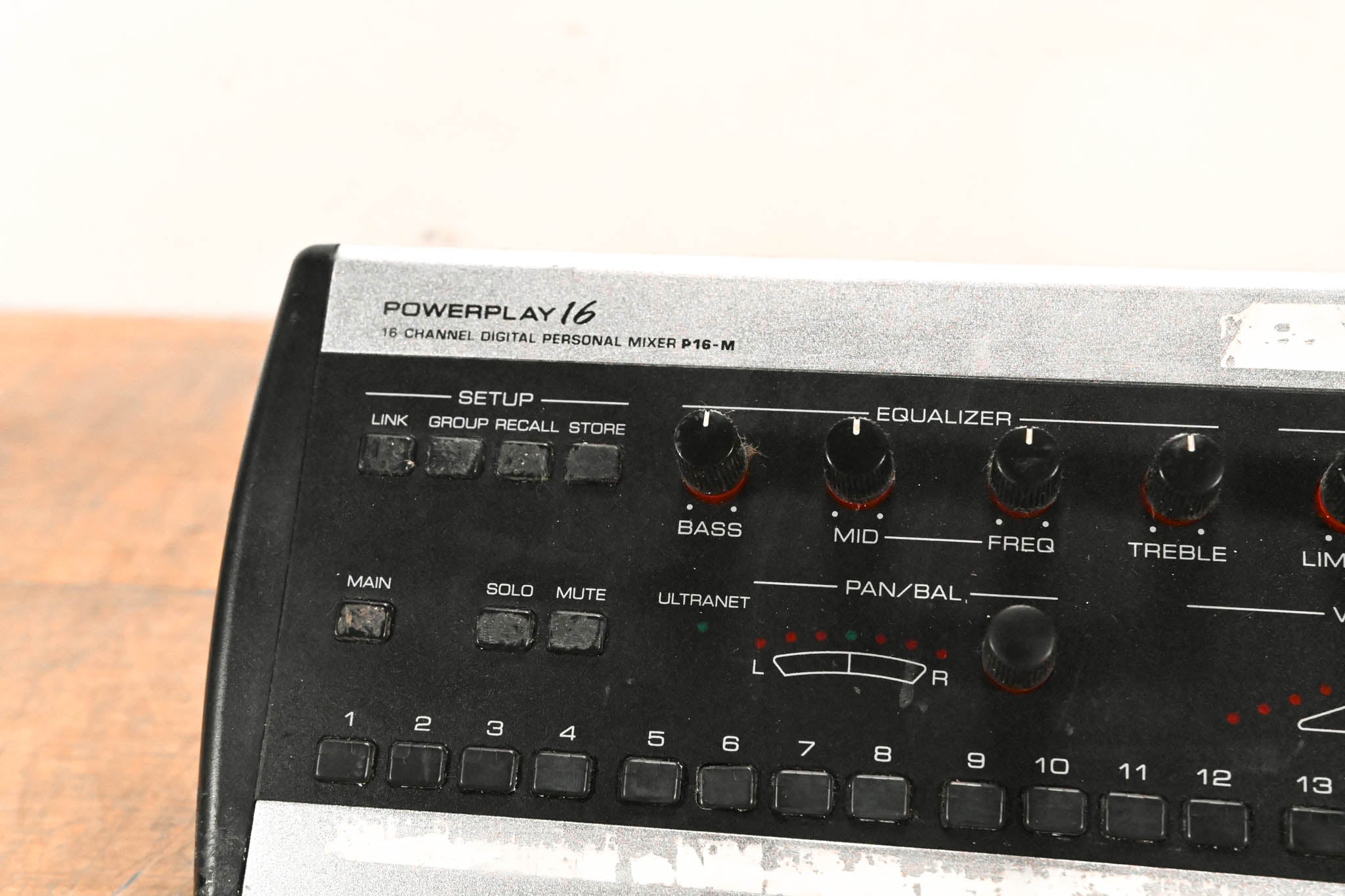 Behringer Powerplay P16-M 16-Channel Digital Personal Mixer