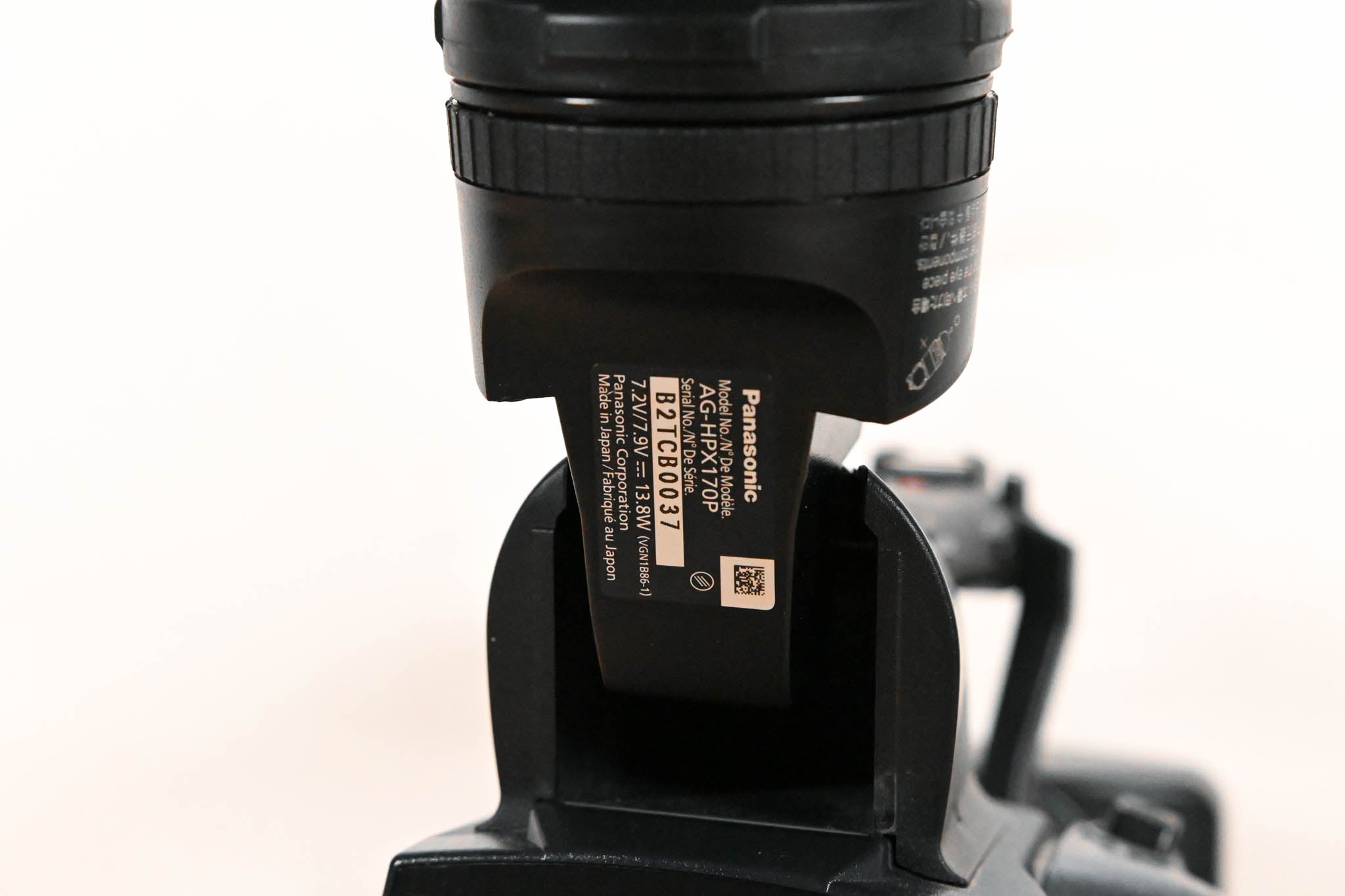 Panasonic AG-HPX170P P2HD Solid-State Camcorder