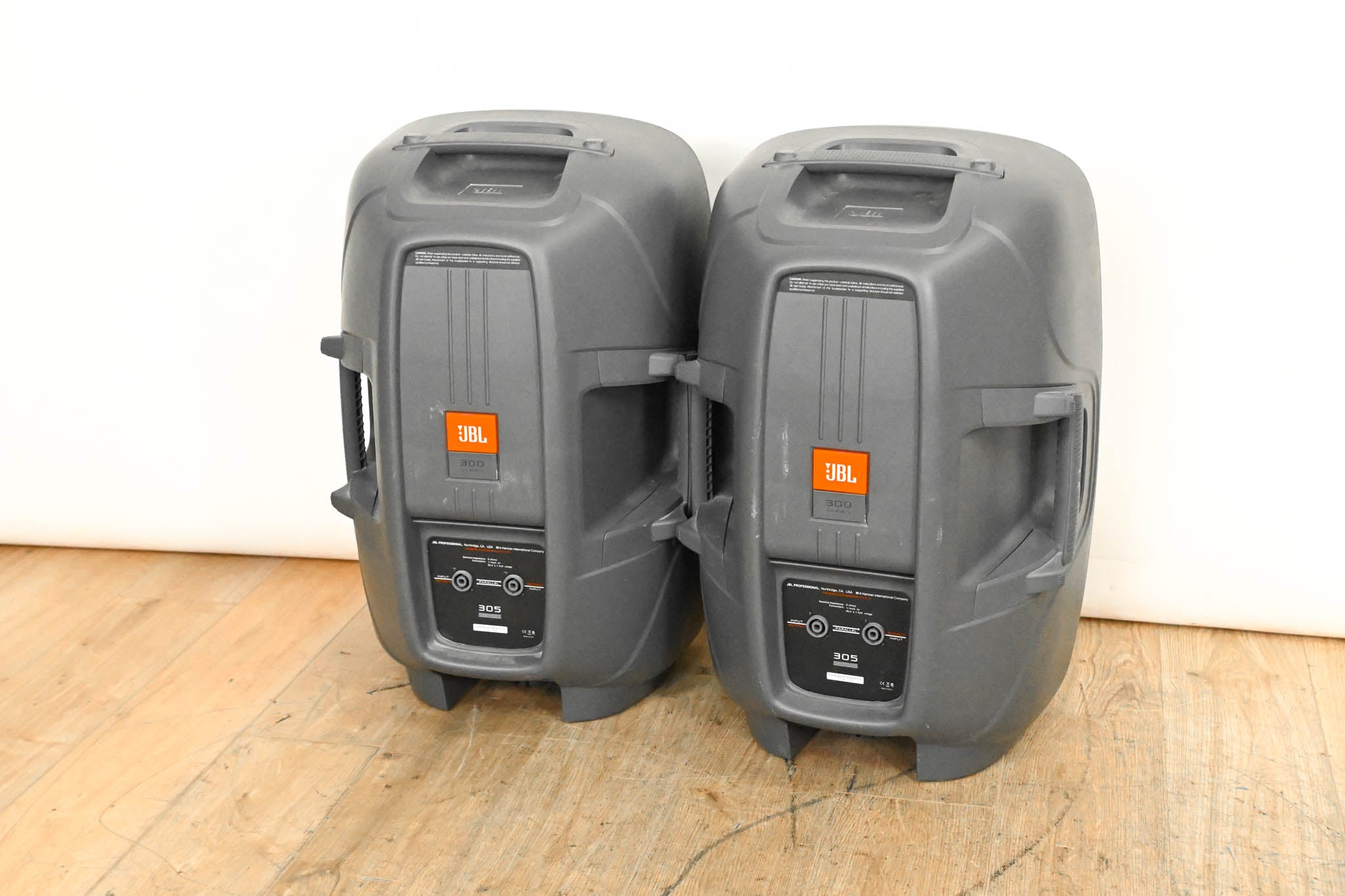 JBL EON 305 Portable 15" Two-Way Bass-Reflex Loudspeaker (PAIR)