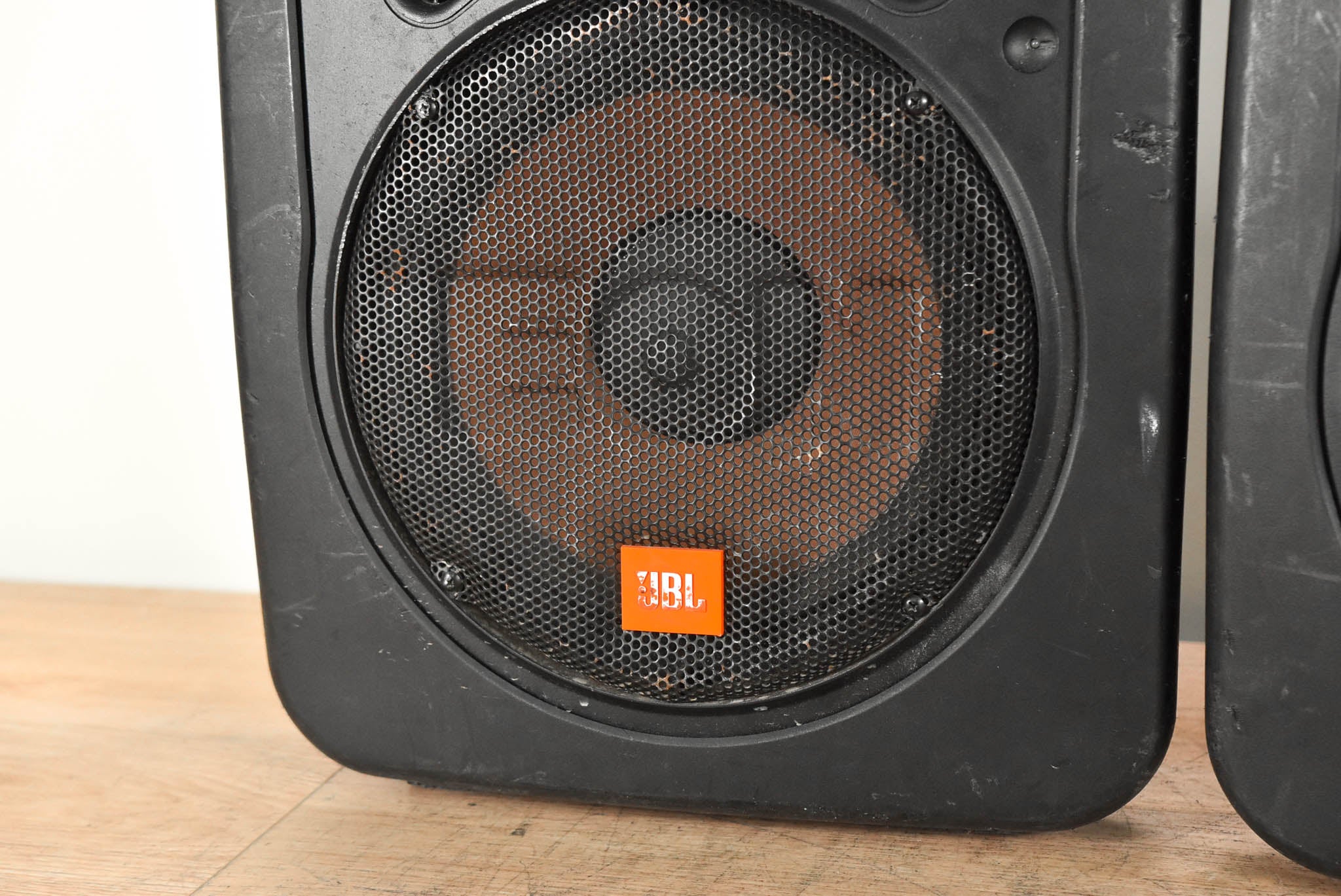 JBL EON10 G2 Two-Way Powered Speaker (PAIR)