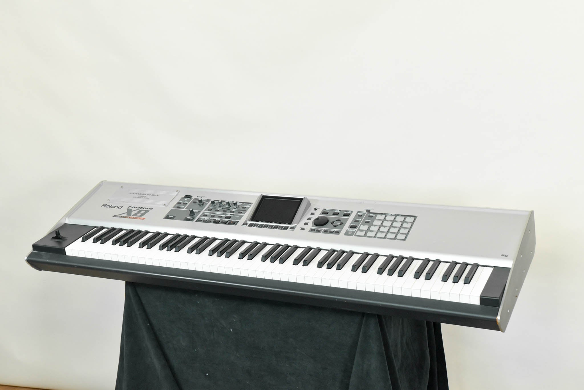 Roland Fantom-X8 88-Key Workstation Keyboard