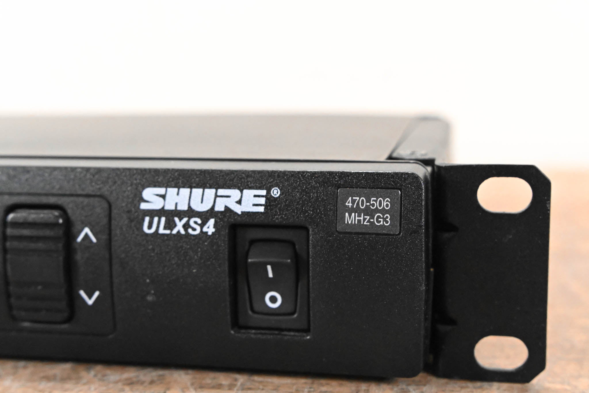 Shure ULXS4 Wireless Receiver - G3 Band: 470-506 MHz (NO POWER SUPPLY)