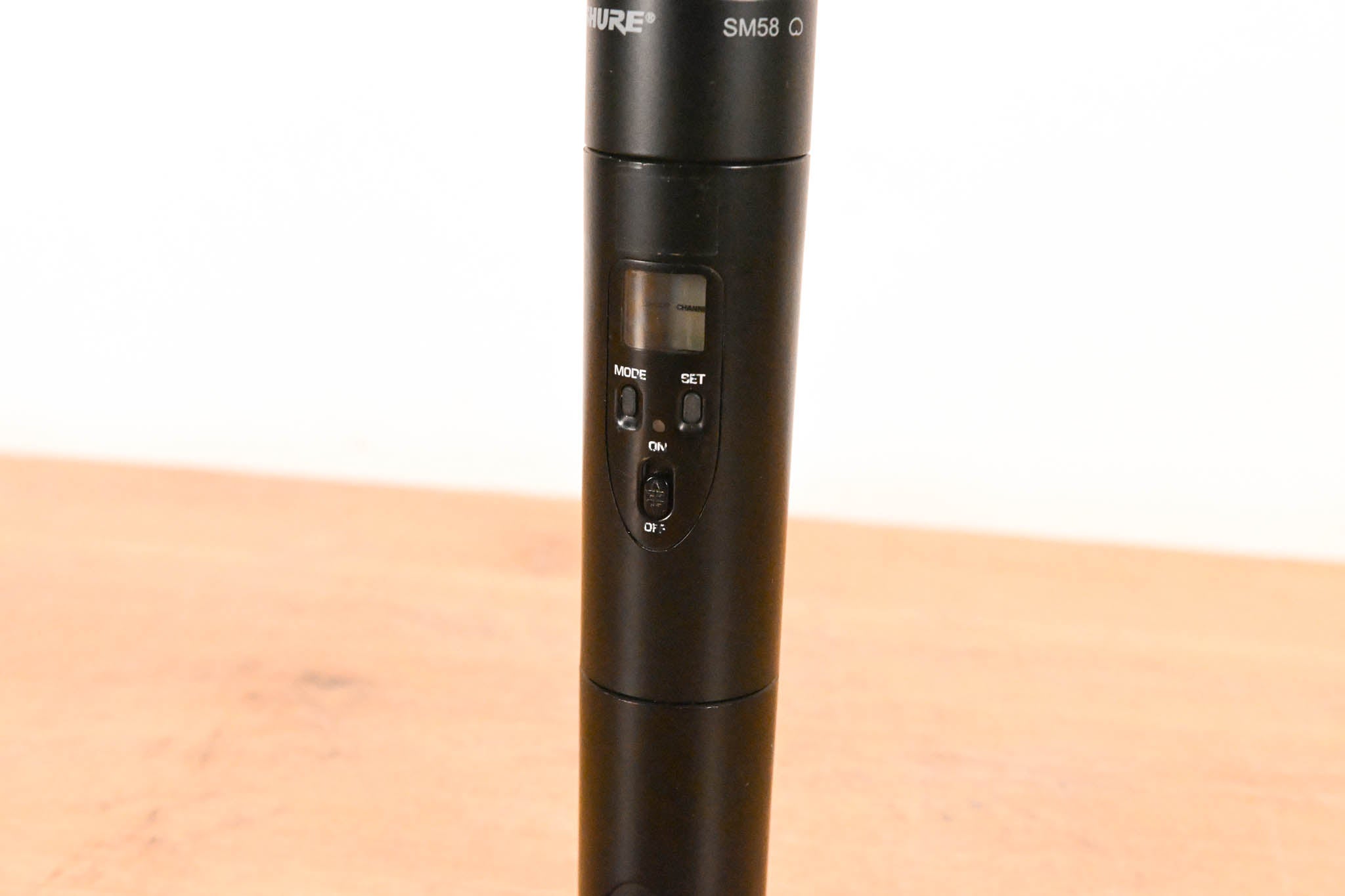 Shure ULXP24/58 Handheld Wireless System - J1 Band (NO POWER SUPPLY)