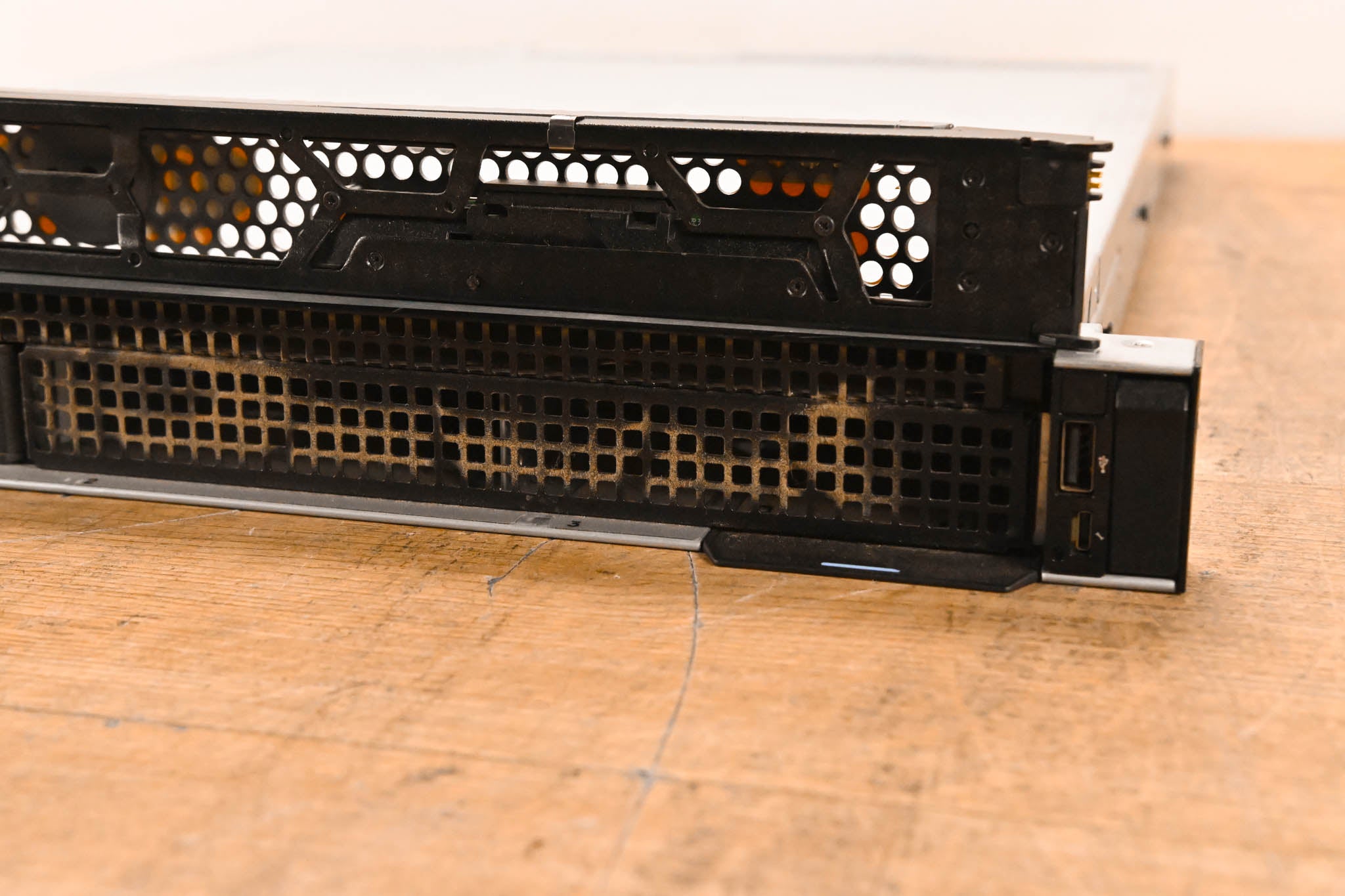 LiveU LU2000 Dual HD Output Decoder Server