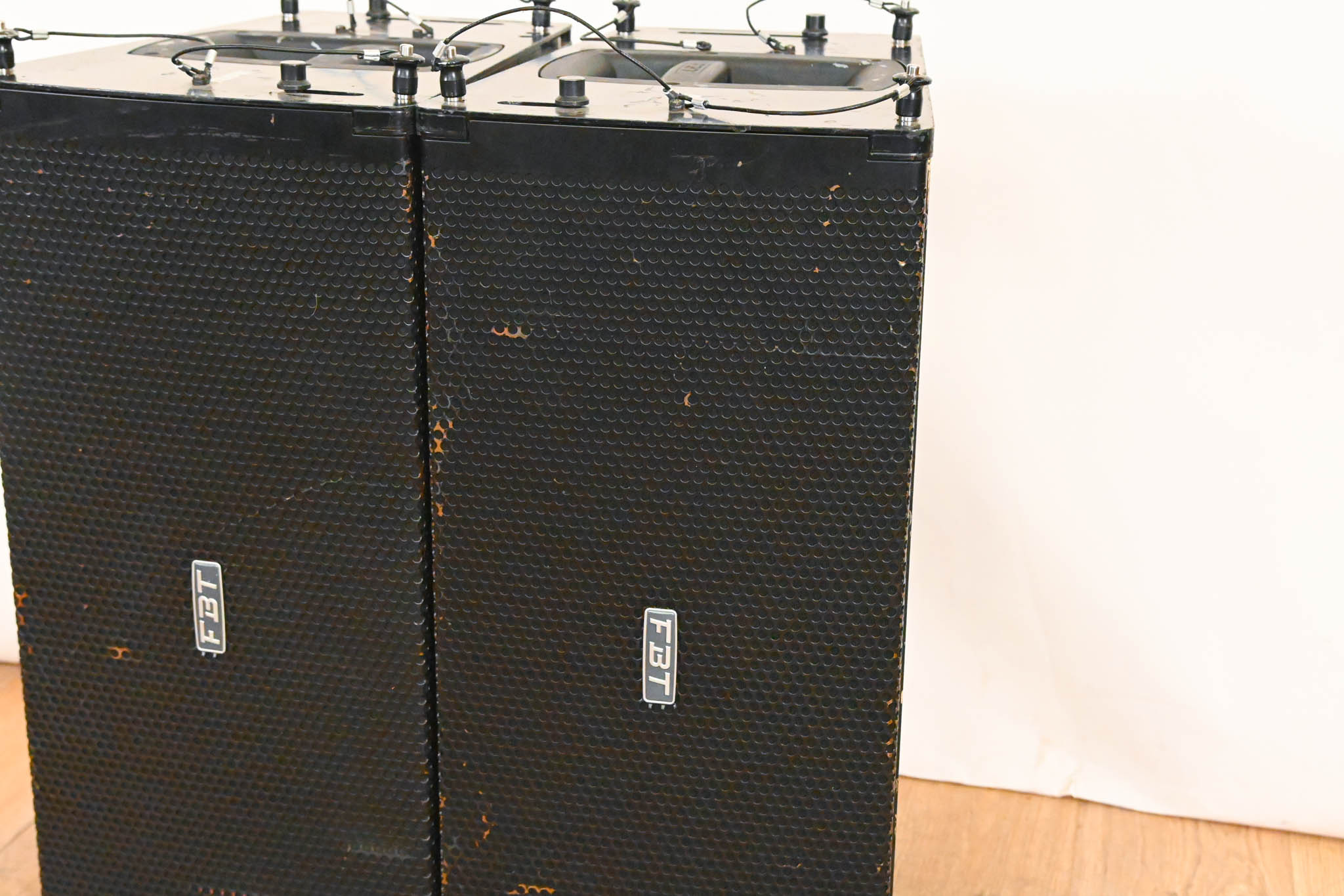 FBT MUSE 210LAV 2-Way Bass-Reflex Line Array System (PAIR)