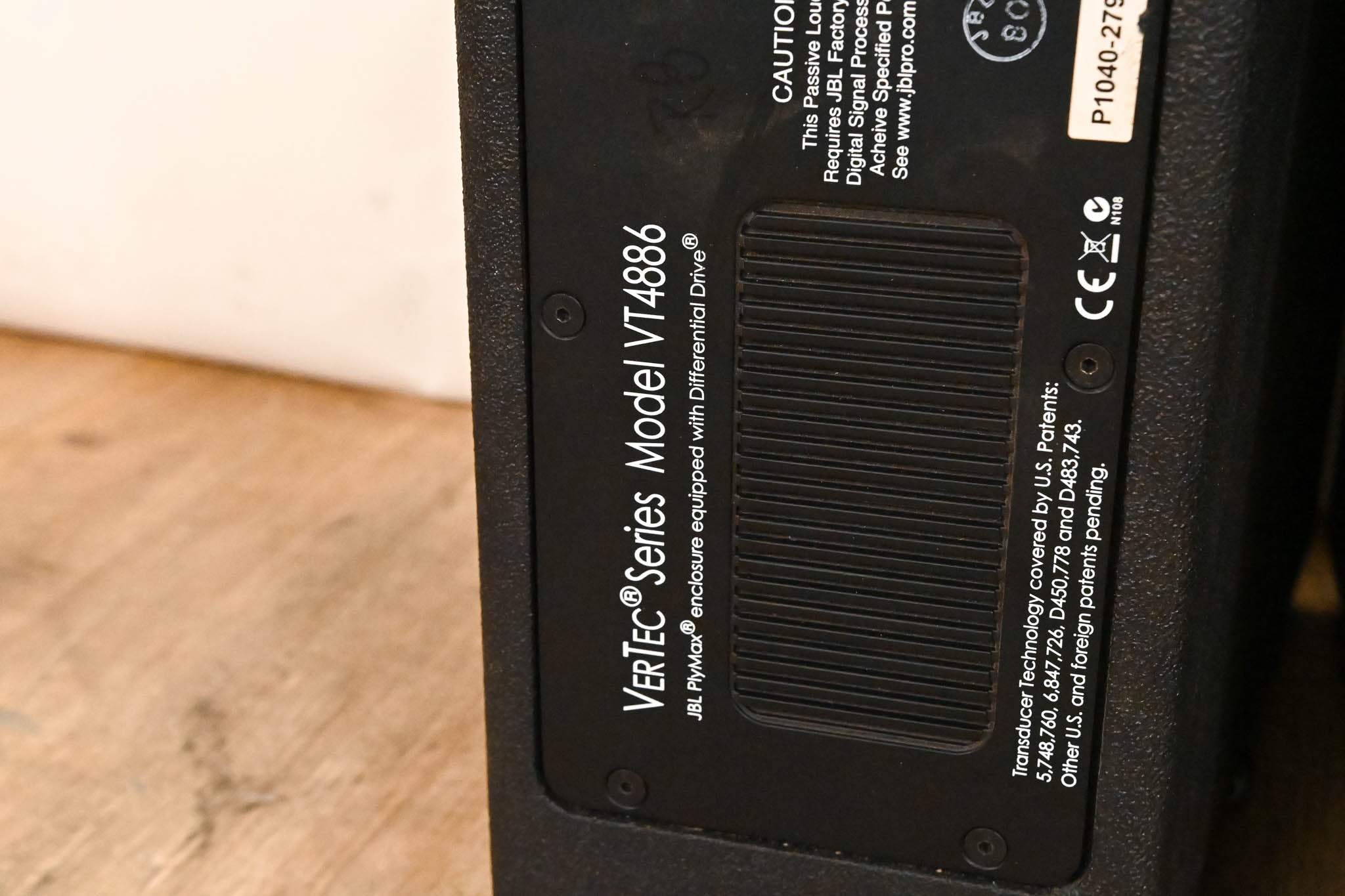 JBL VT4886 Dual 6.5" Passive Compact Line Array Loudspeakers (PAIR)