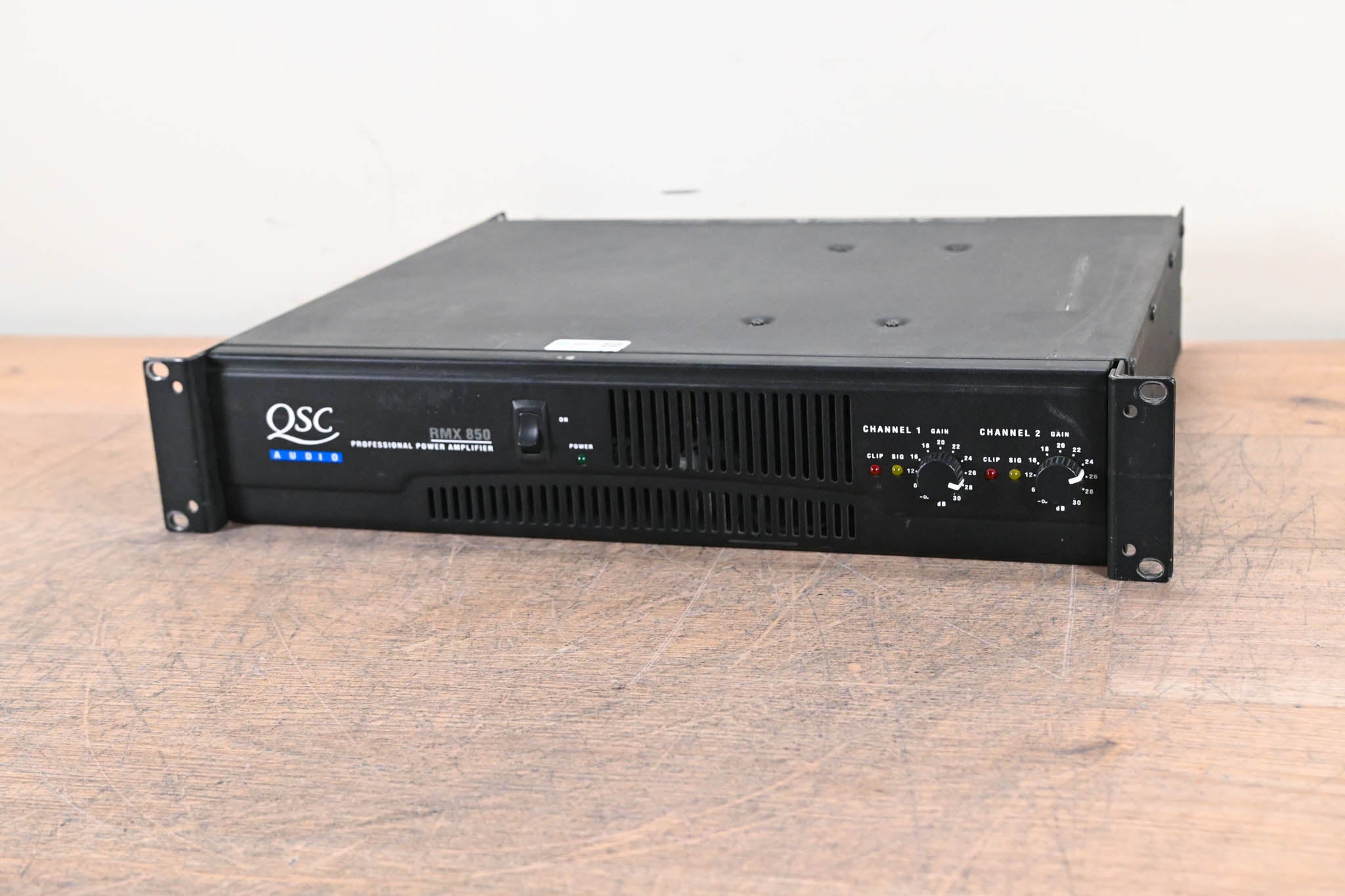 QSC RMX850 2-Channel Power Amplifier