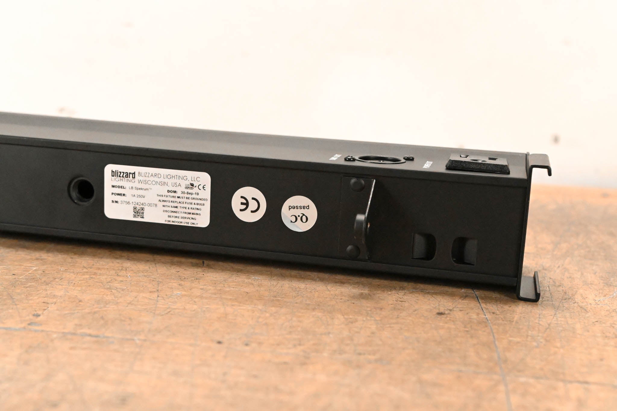 Blizzard Lighting LB Spekrum RGB LED Wash Bar Light