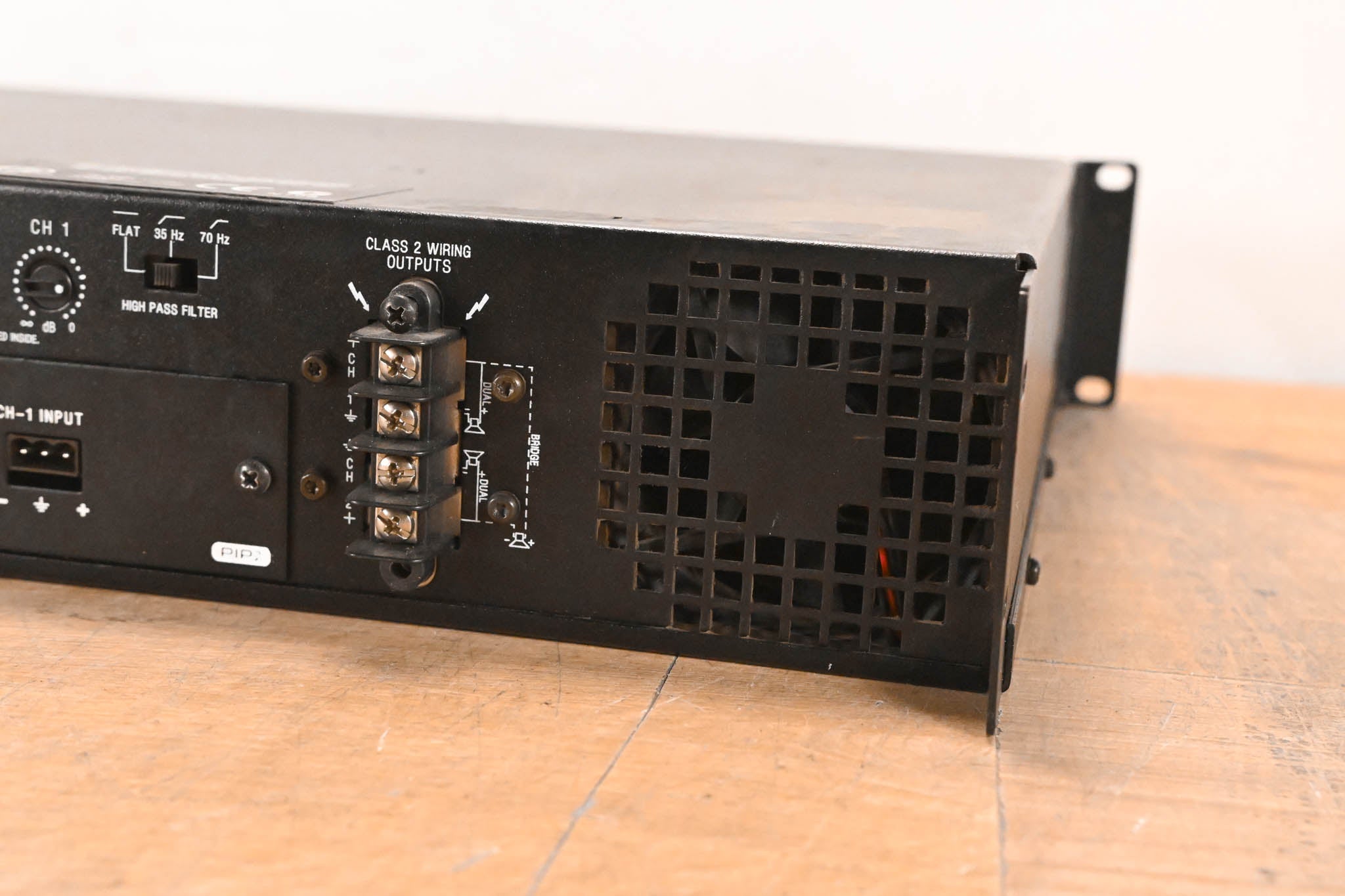 Crown CTs 2000 2-Channel 1000W Power Amplifier