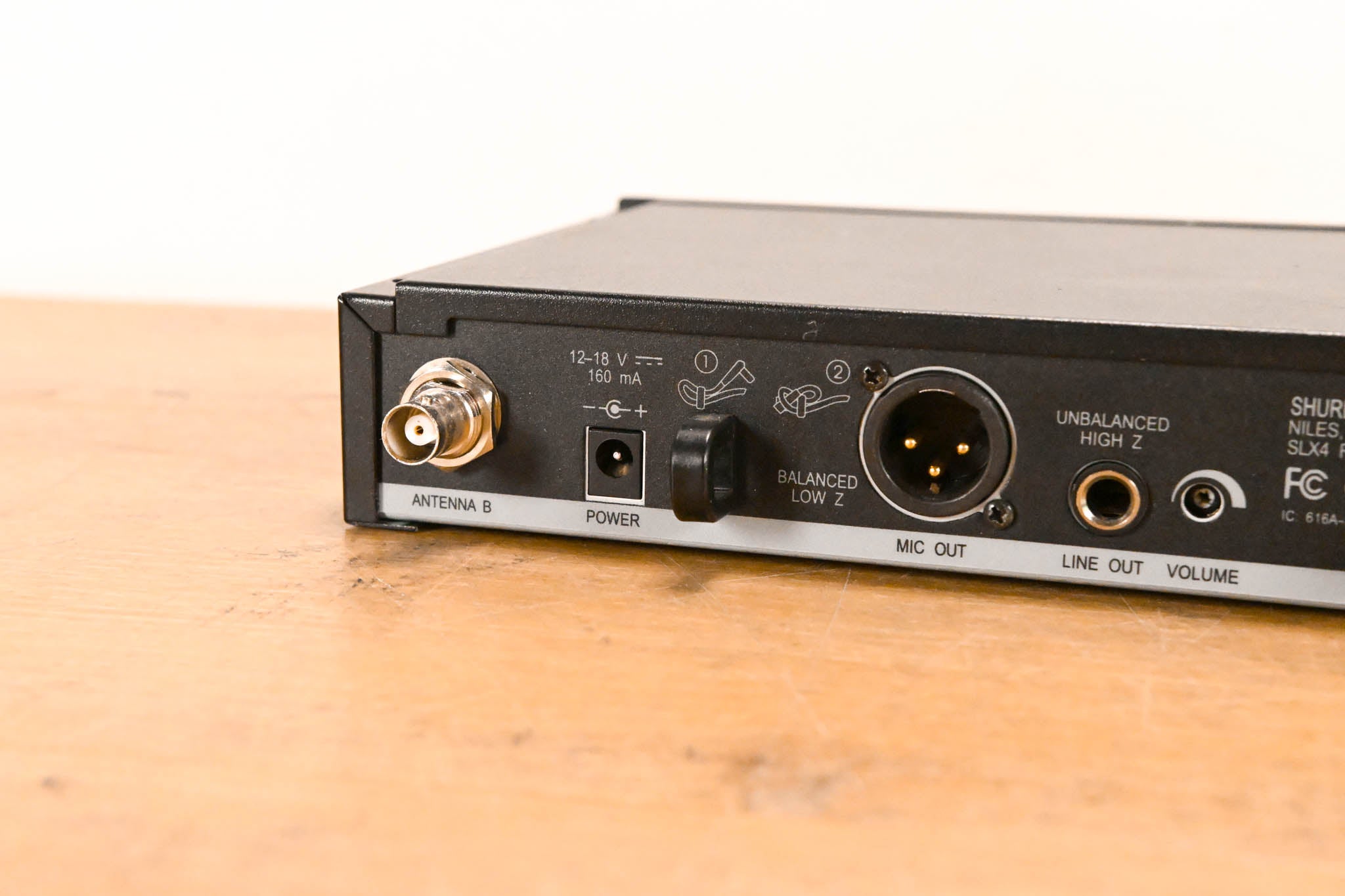 Shure SLX14-H5 Wireless Bodypack System - 518-542 MHz (NO POWER SUPPLY)