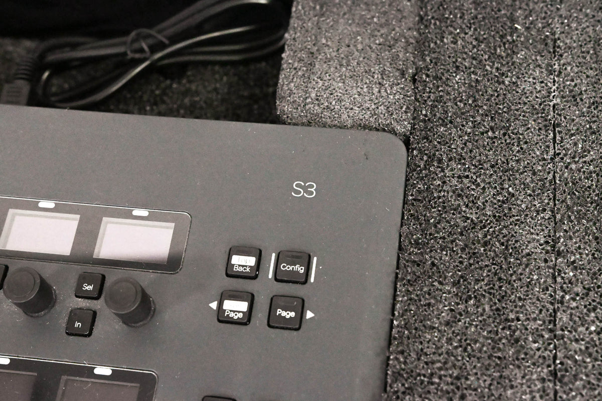AVID S3 16-Fader Control Surface w/ E3 Engine and Road Case
