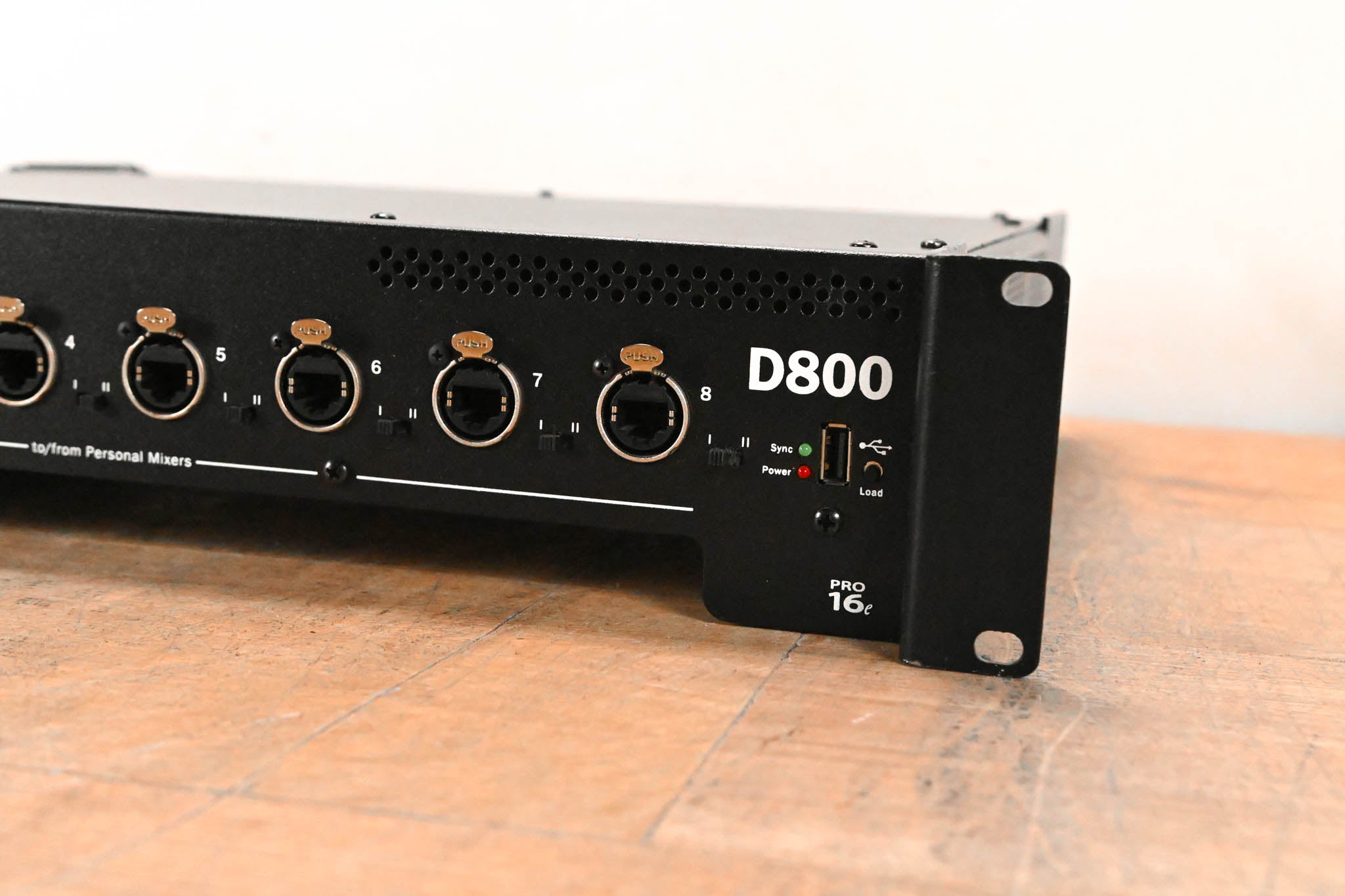 Aviom D800-Dante A-Net Distributor with Dante Connectivity