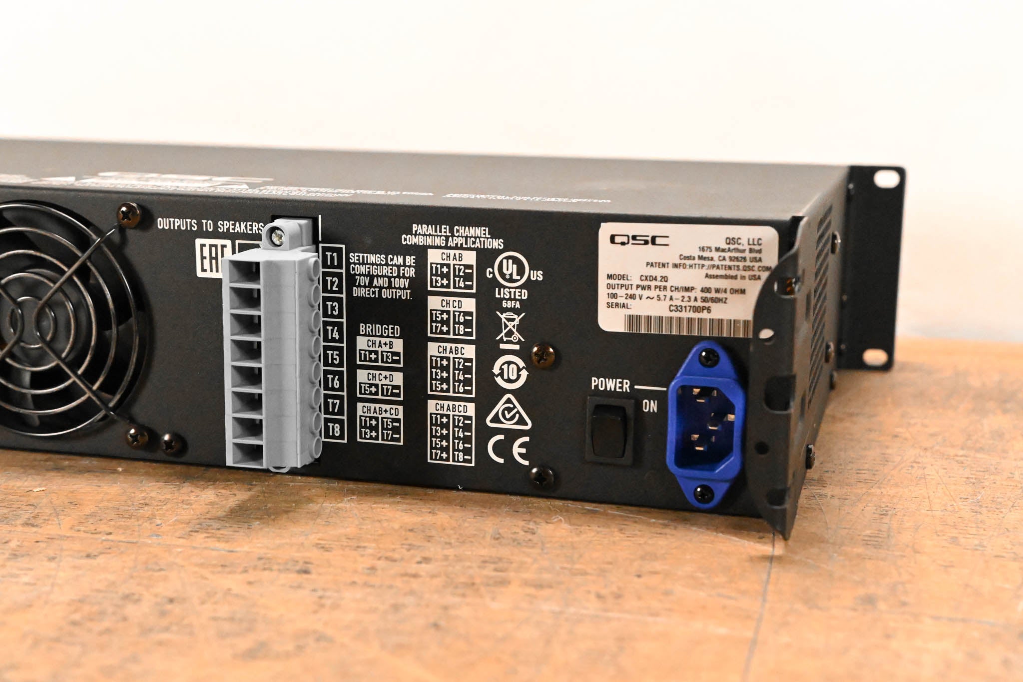QSC CXD4.2Q 4-Channel, 2000W Network Amplifier