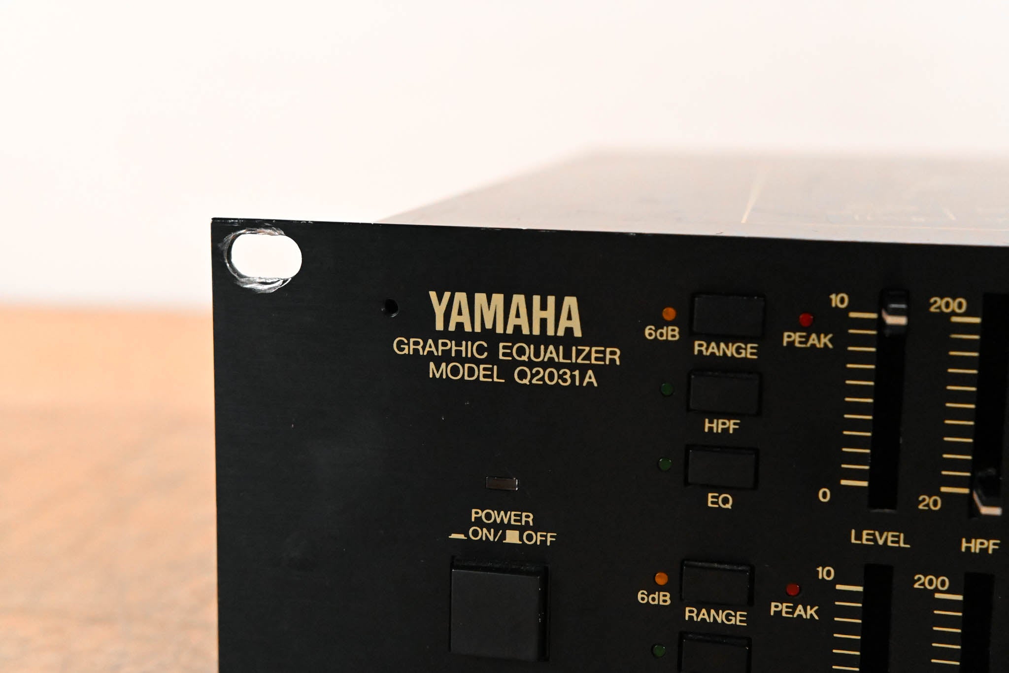 Yamaha Q2031A 2-Channel 31-Band Graphic Equalizer