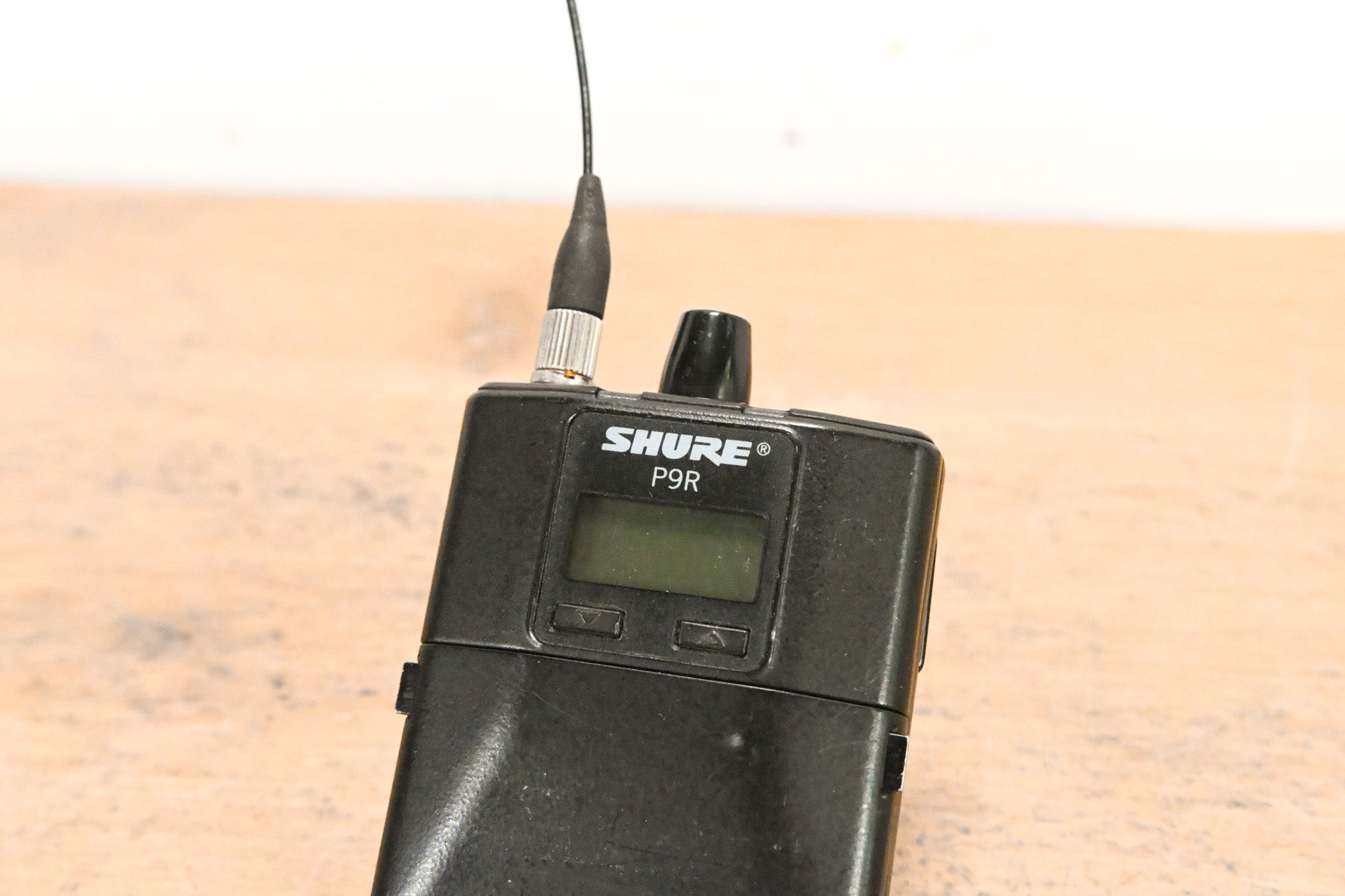 Shure PSM 900 Wireless IEM System L6 Band: 656-692 MHz (NO POWER SUPPLY)