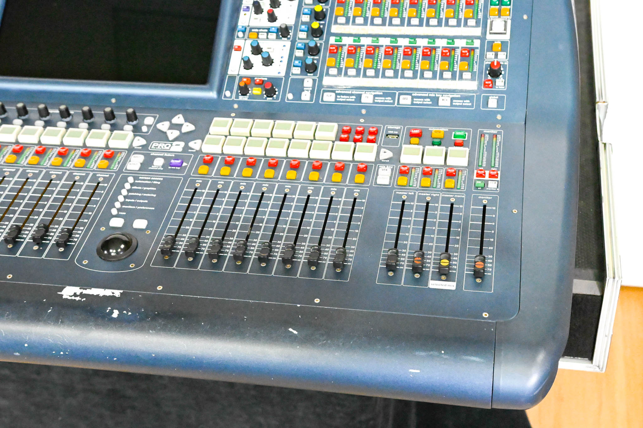 Midas PRO2 Live Digital Audio Mixing Console with Flight Case