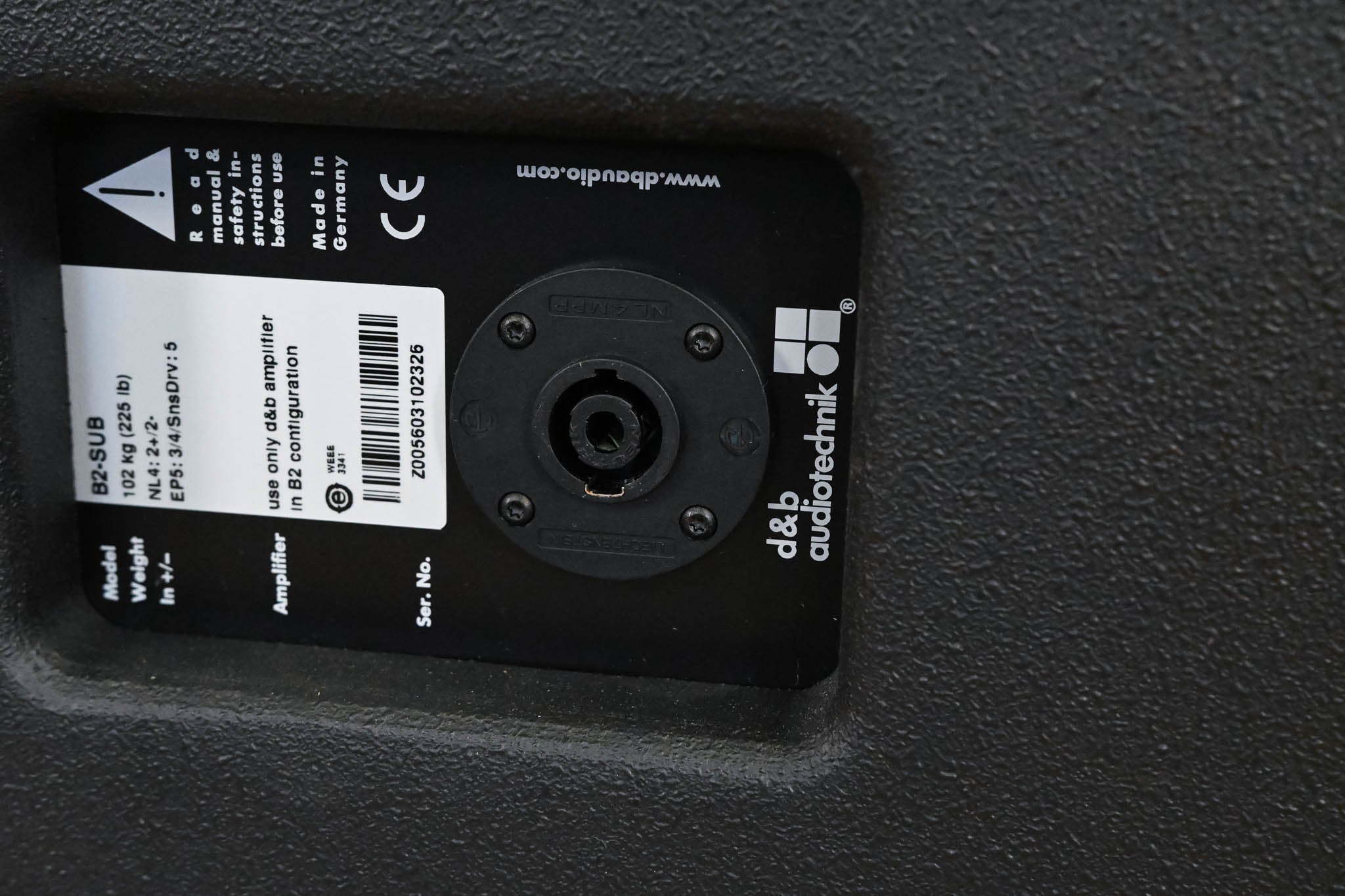 d&b audiotechnik B2-SUB 2 x 18" Passive Subwoofer