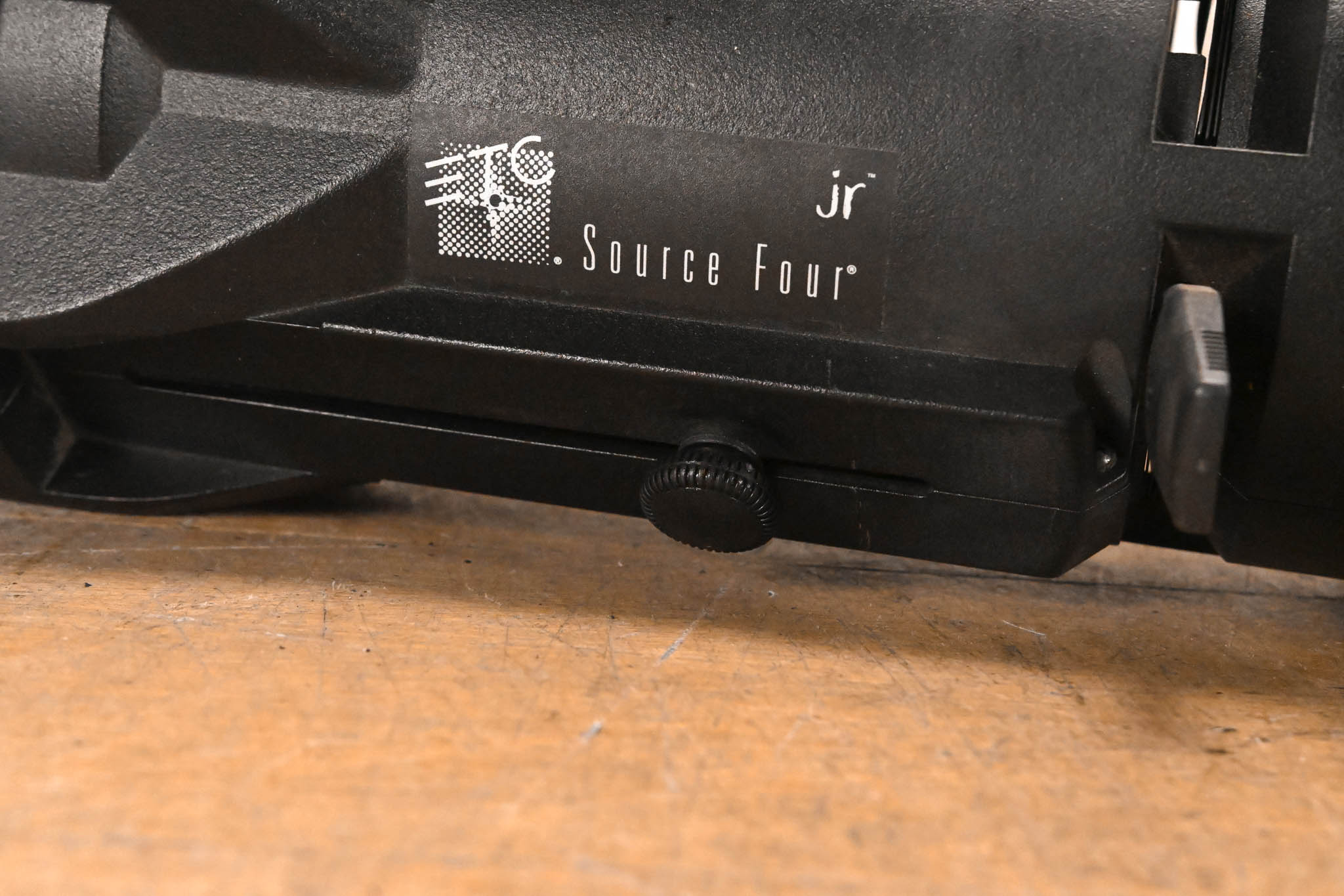 ETC Source Four Jr 26 Degree 575 Ellipsoidal Light