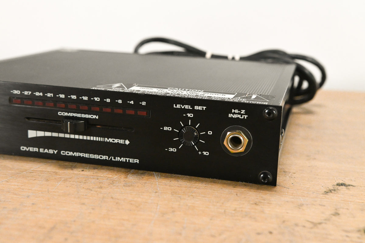 dbx 163x Single-Channel Over Easy Compressor / Limiter