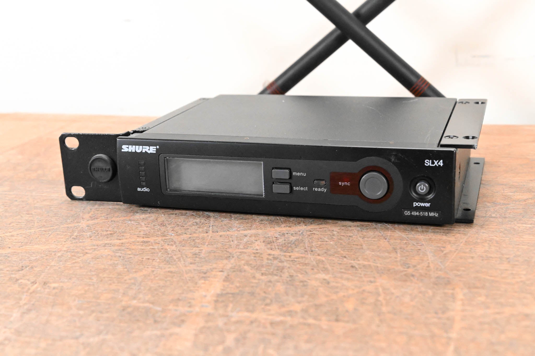 Shure SLX4 Wireless Receiver - G5 Band: 494-518 MHz