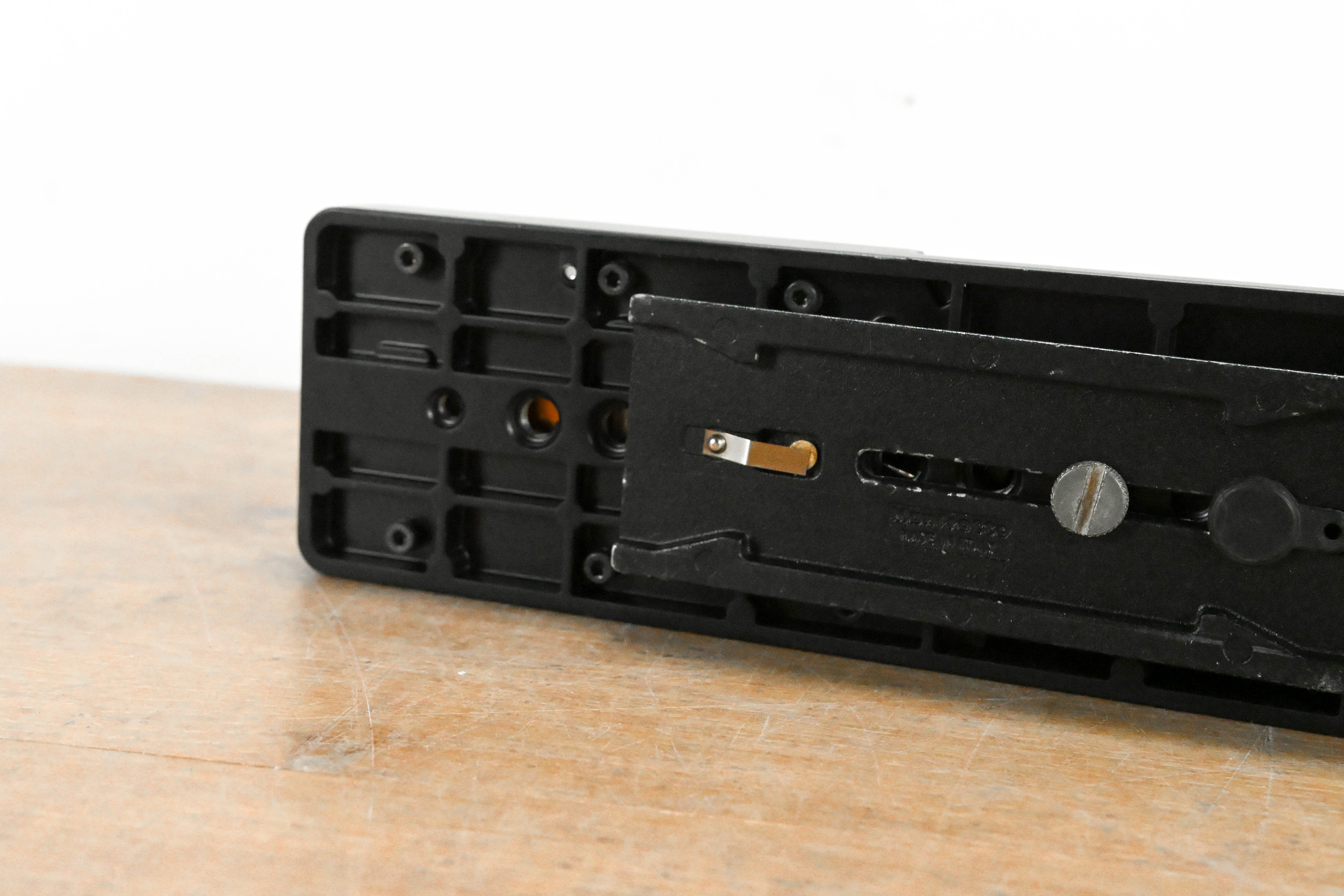 Panasonic SHAN-TM700 Quick Release Tripod Adapter