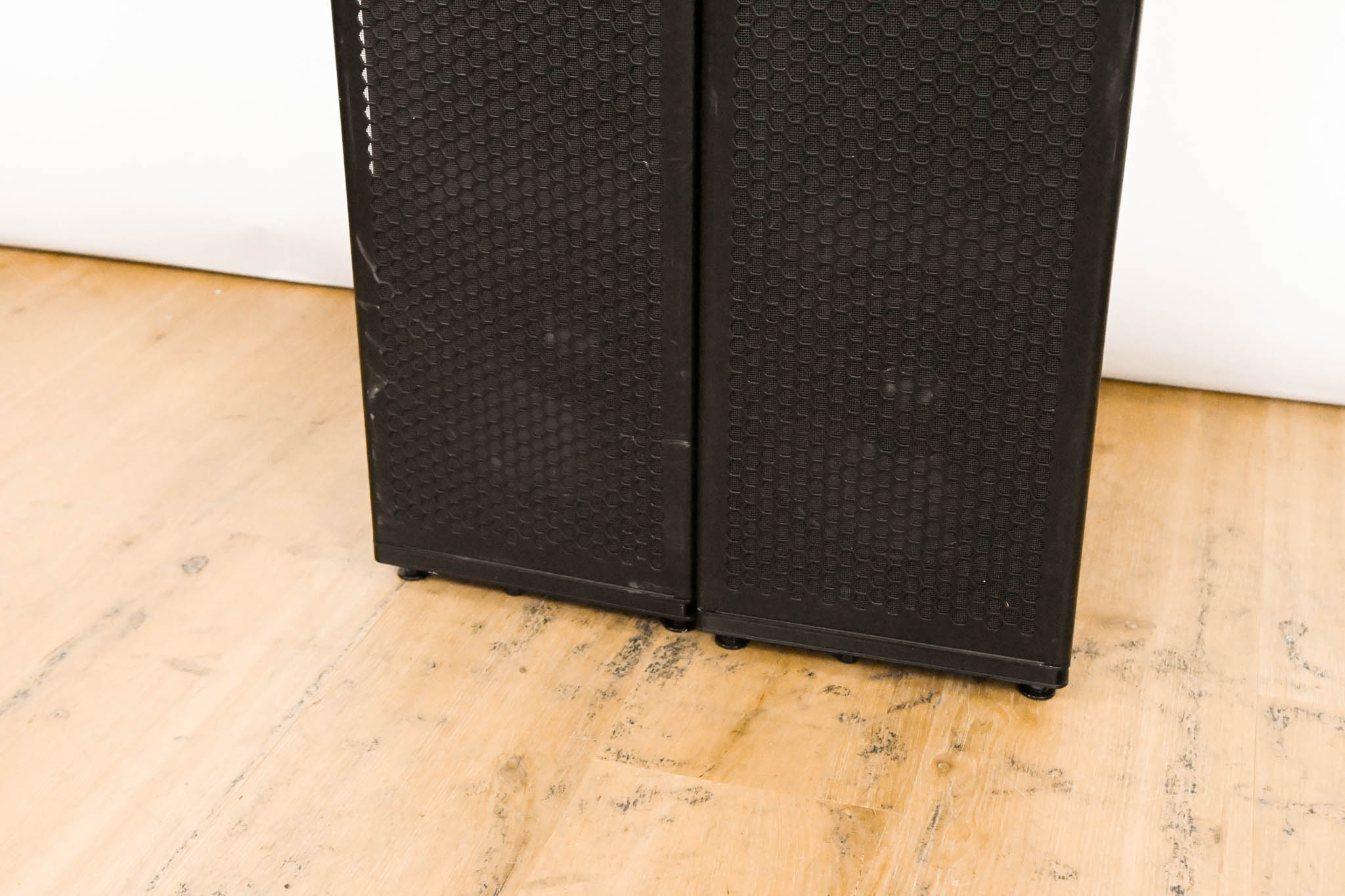 Meyer Sound M'elodie High-Power Curvilinear Array Loudspeaker (PAIR)