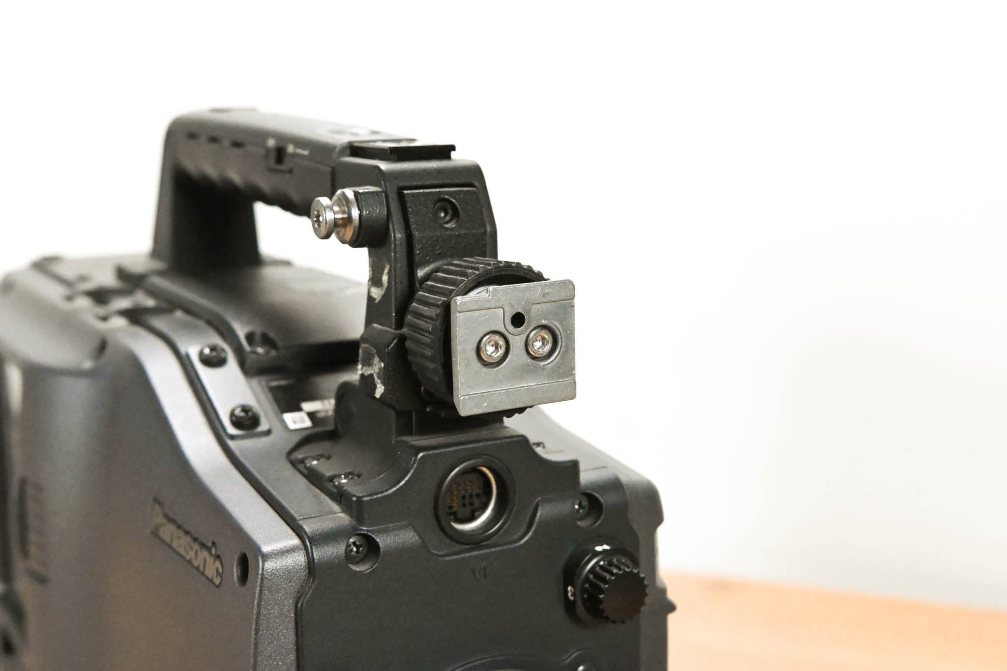 Panasonic AG-HPX500P 2/3" Shoulder-Mounted P2HD Camcorder