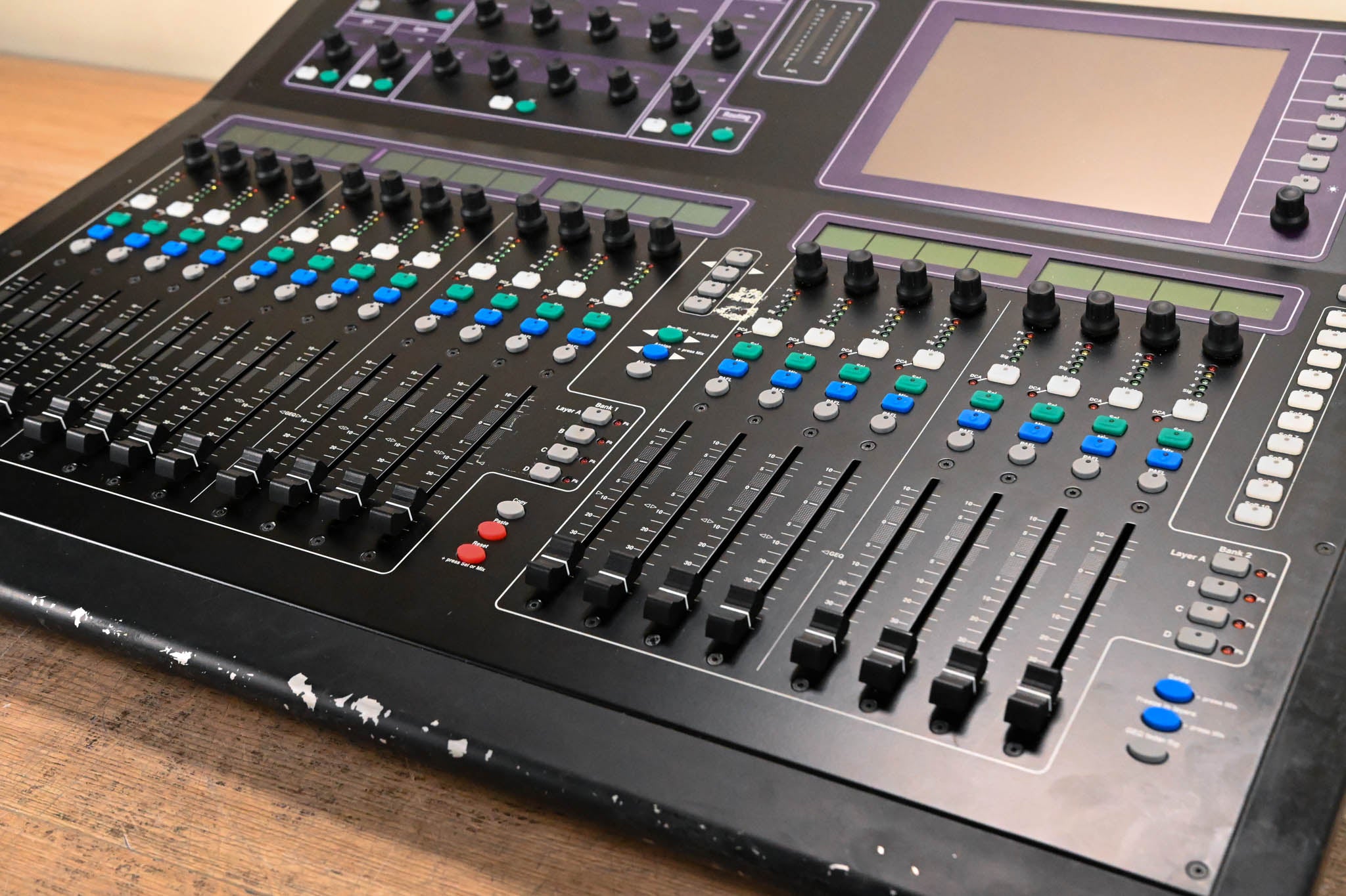 Allen & Heath GLD-80 Digital Audio Mixing Surface