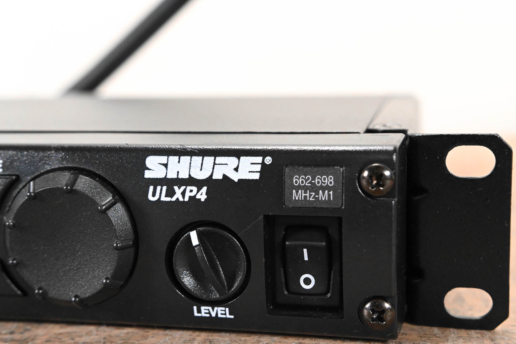 Shure ULXP24/58 Handheld Wireless System - 662-698 MHz (NO POWER SUPPLY)