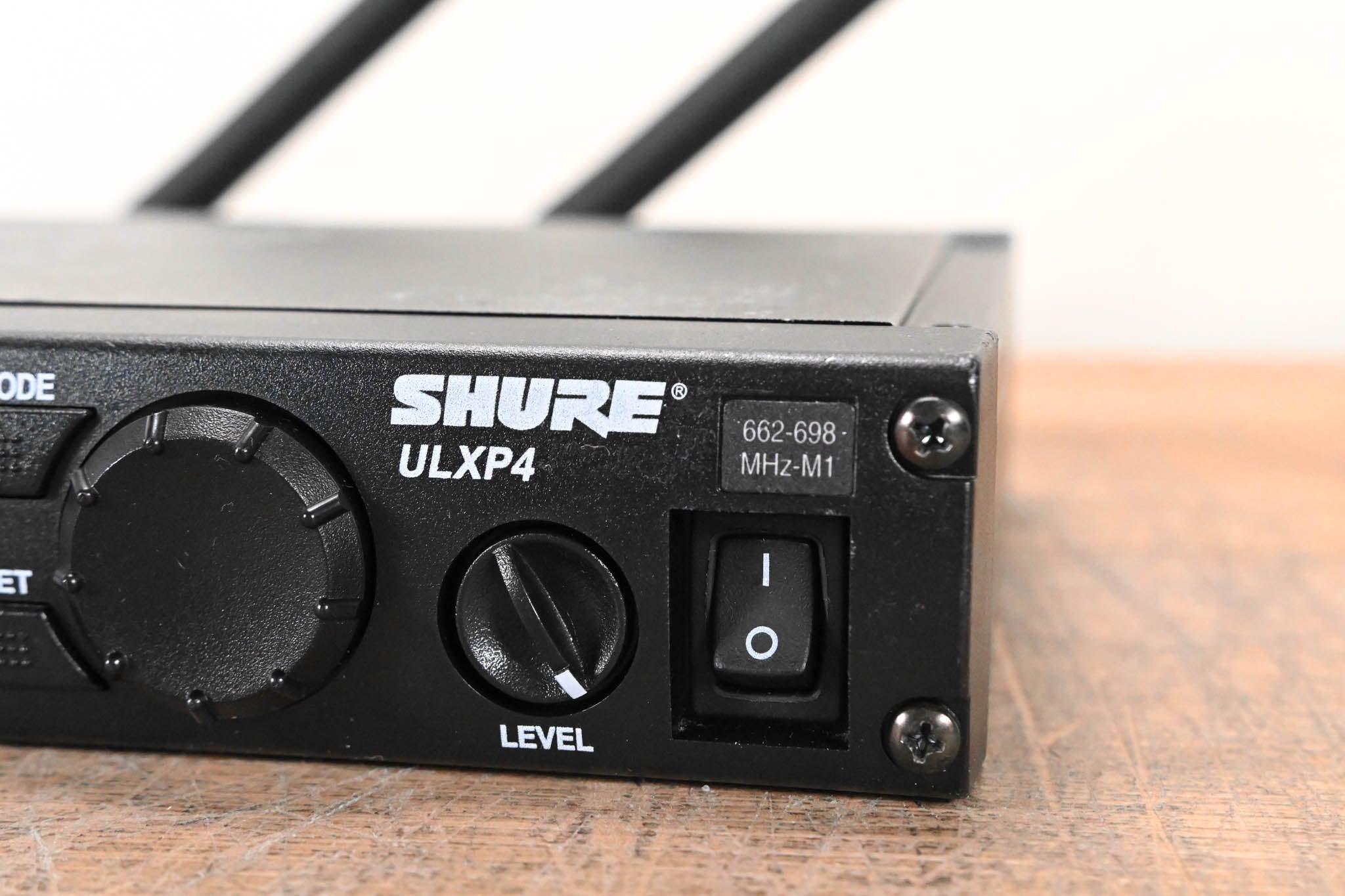 Shure ULXP24/58 Handheld Wireless Microphone System M1 Band: 662-698 MHz