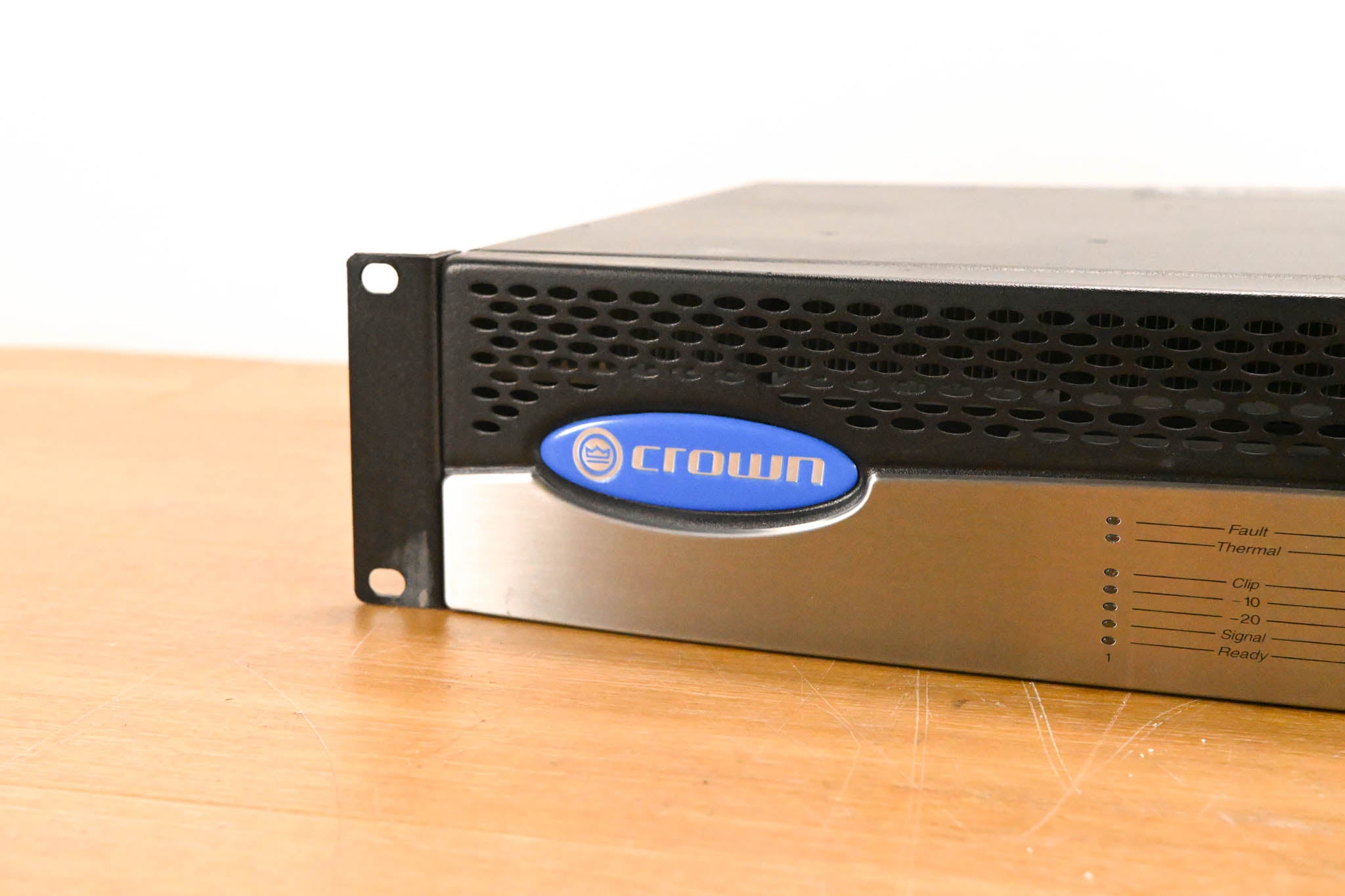 Crown CTs 3000 Two-Channel 1500W Power Amplifier