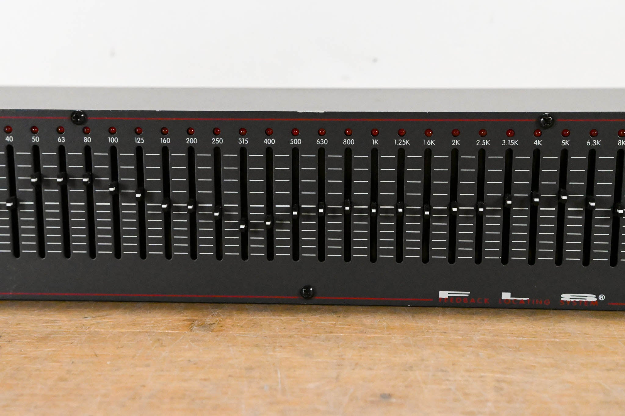 Peavey QF 131 31-Band Graphic Equalizer