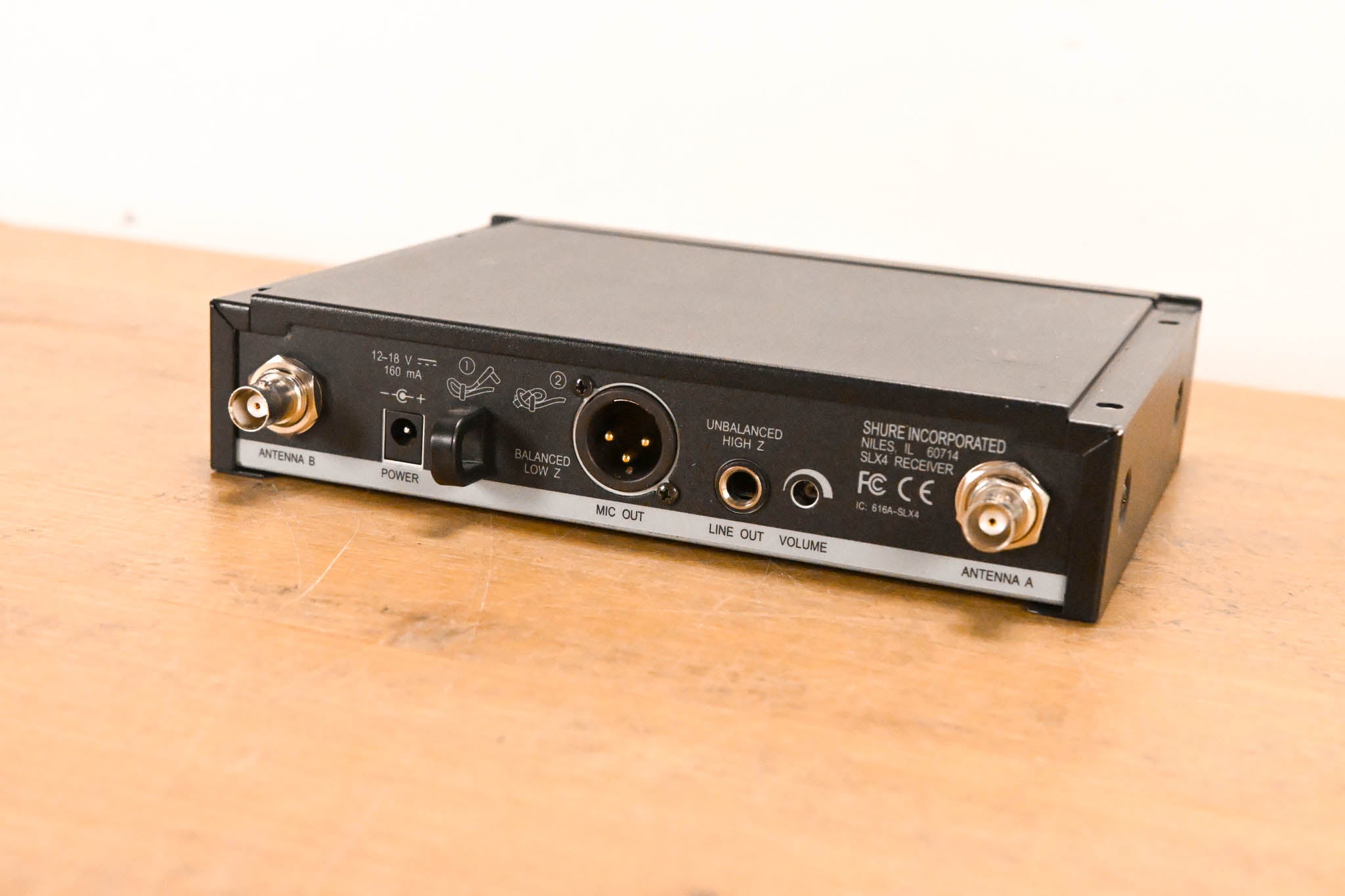 Shure SLX14-H5 Wireless Bodypack System - 518-542 MHz (NO POWER SUPPLY)