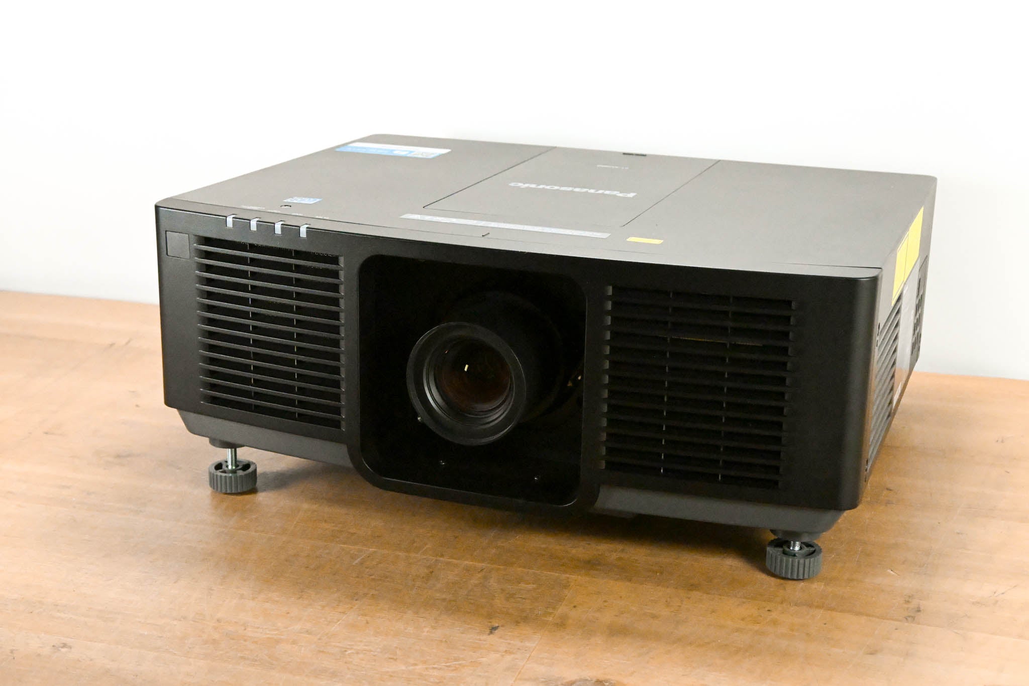 Panasonic PT-MZ880BU7 8000-Lumen WUXGA Laser 3LCD Projector w/ Lens