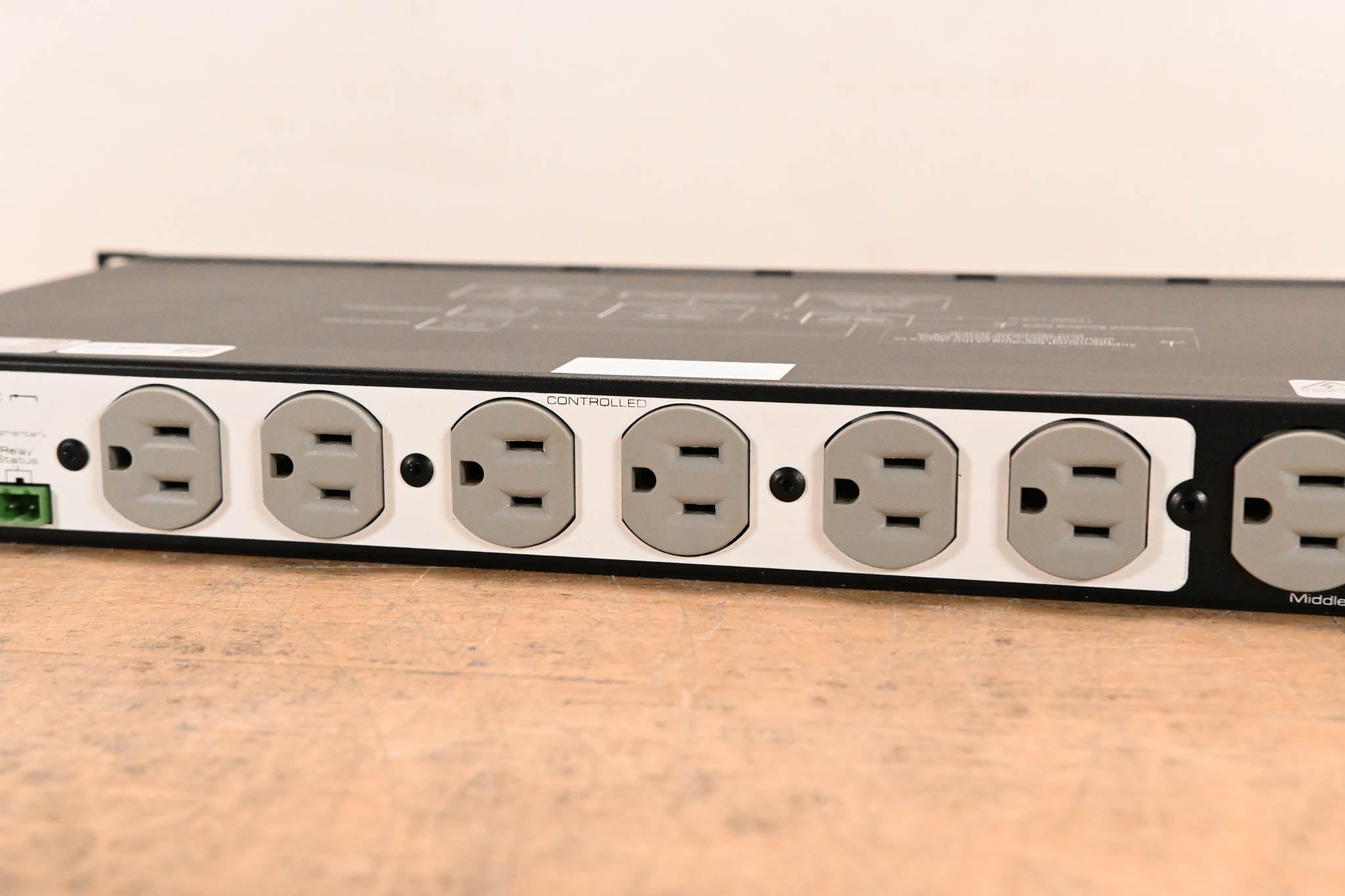 Middle Atlantic PDC-915R-6 15A Rackmount Power Strip with 9 Outlets