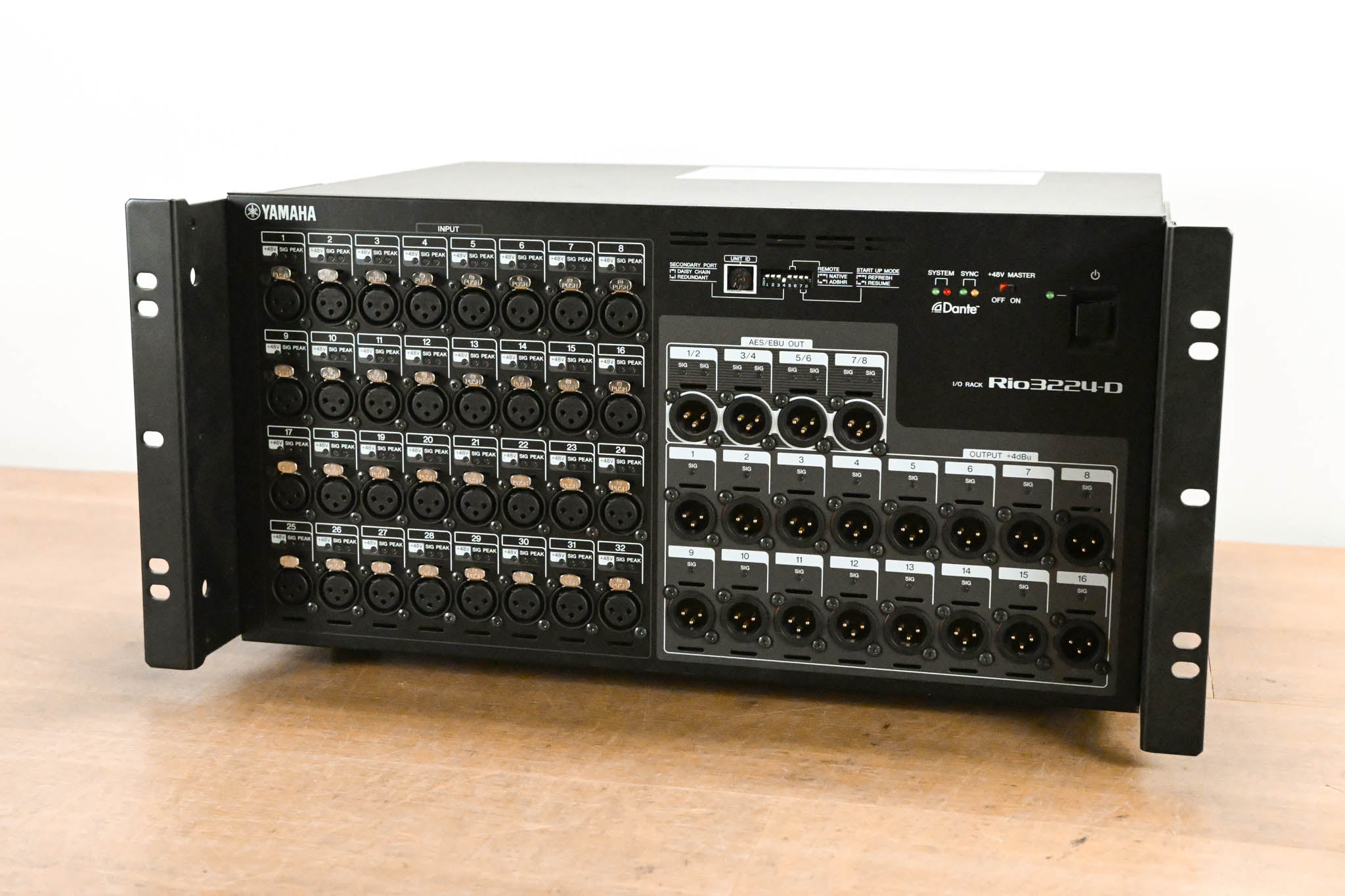Yamaha Rio3224-D Rio Series 32x16 Remote Stage Box