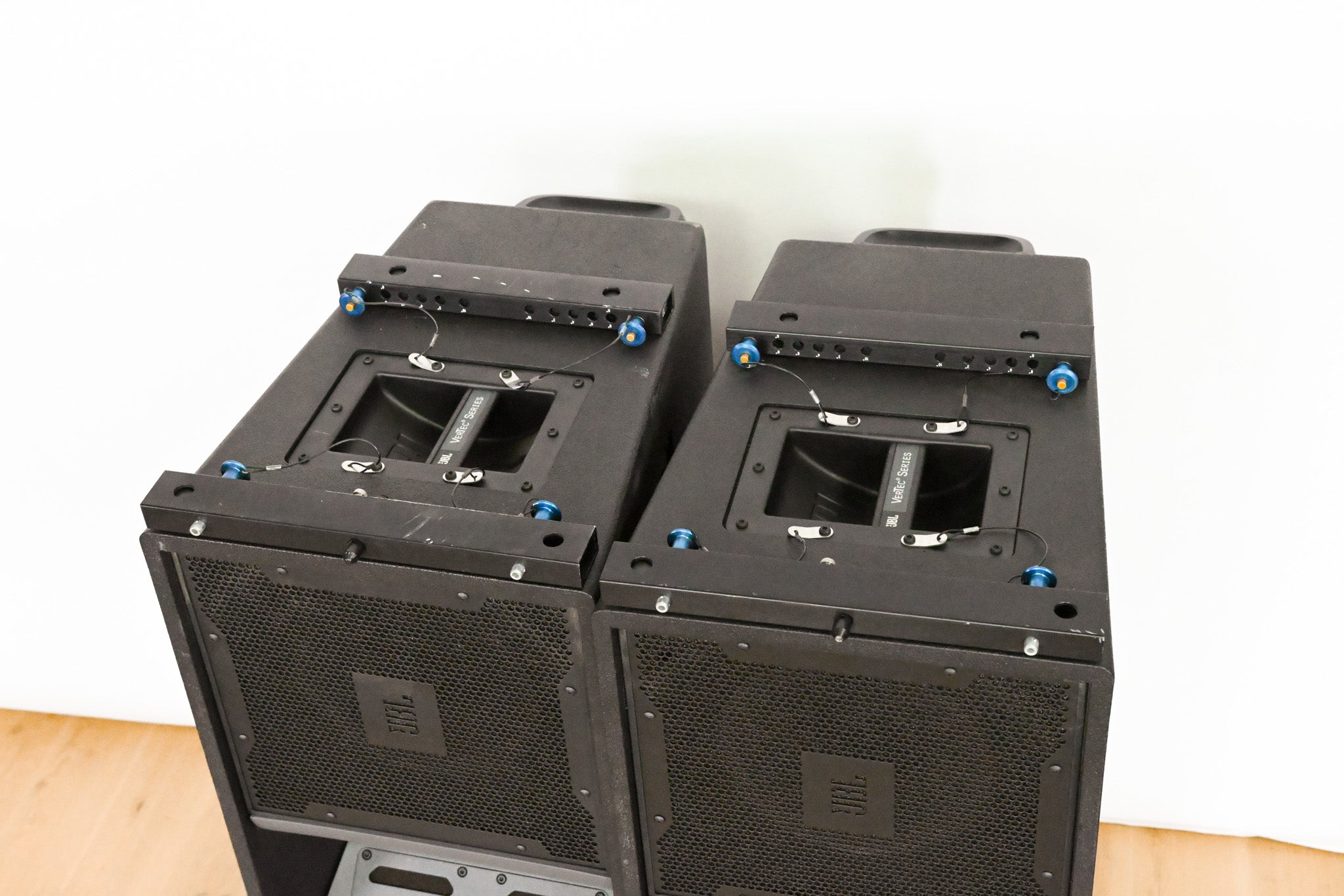 JBL VT4888DP Powered 3-Way Line Array Speaker (PAIR)
