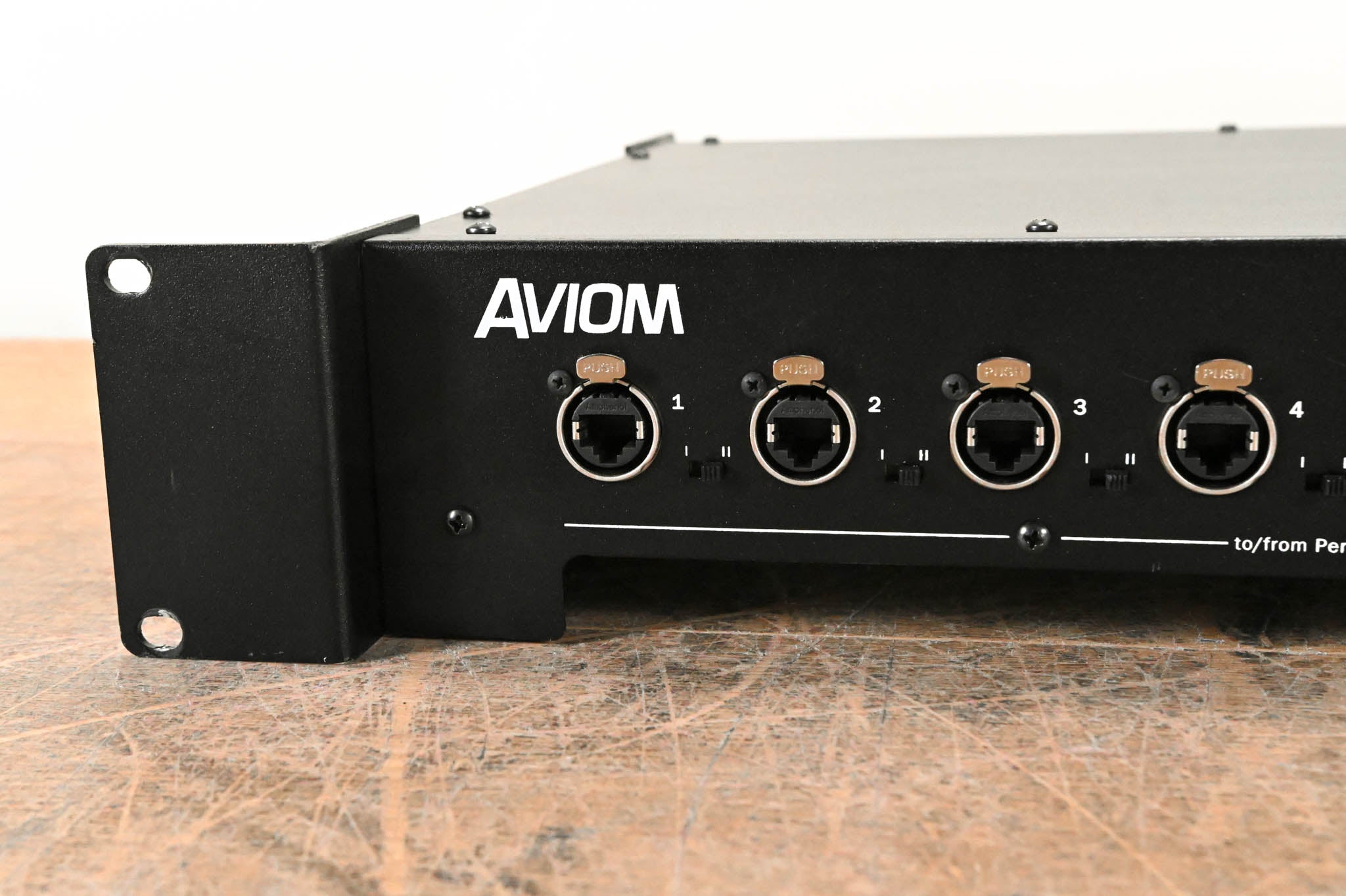 Aviom D800 A-Net Distributor