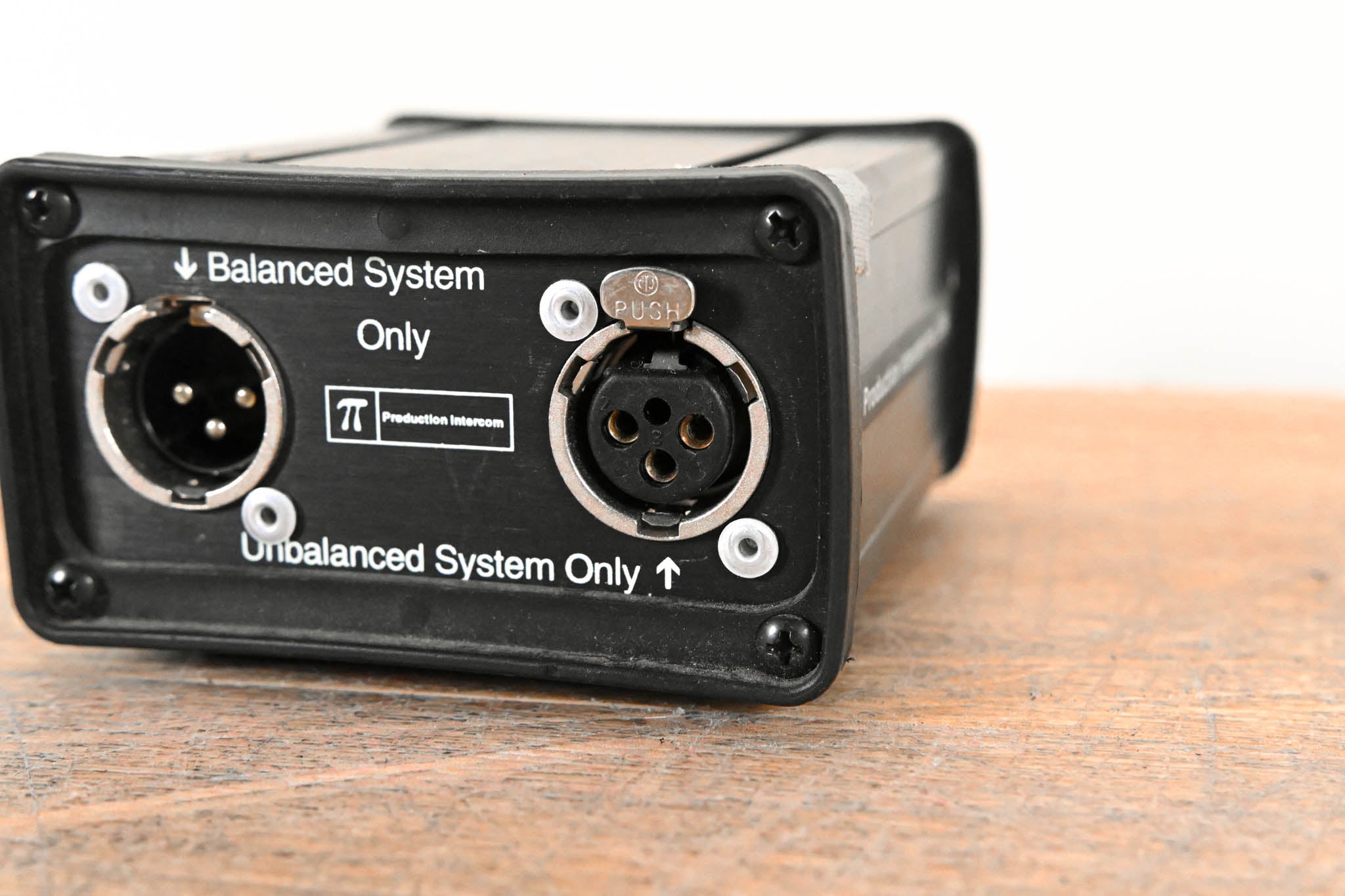 Production Intercom AD920 Balanced/Unbalanced Interface