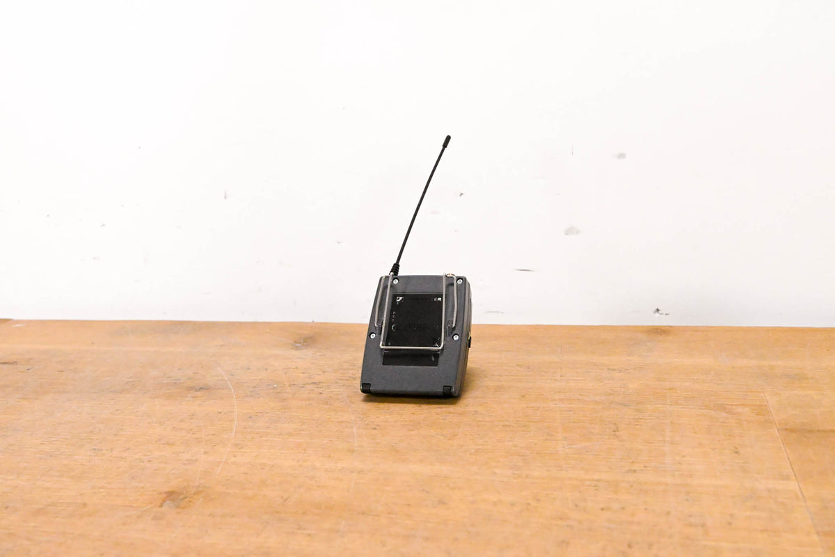 Sennheiser SK 300 G2 Wireless Bodypack Transmitter A Range: 518-554 MHz