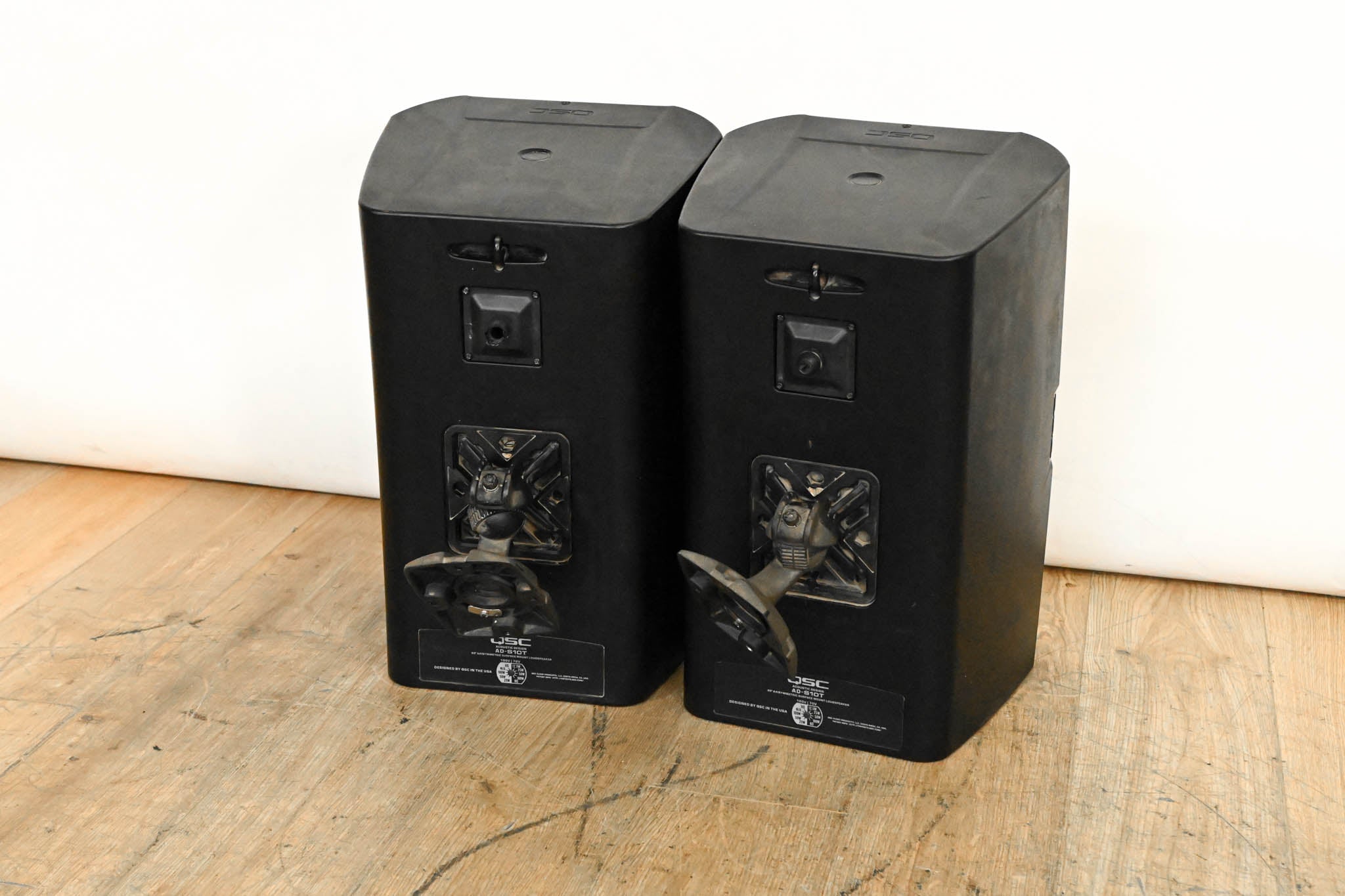 QSC AD-S10T 10" 2-Way Surface-Mount Installation Speaker (PAIR)