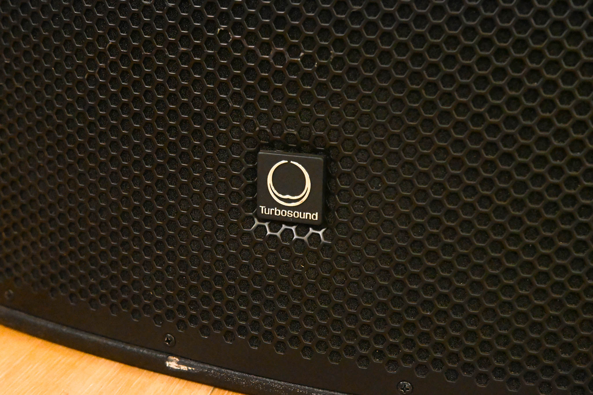 Turbosound TCS122/64-AN 12" 2-Way Powered Loudspeaker (PAIR)
