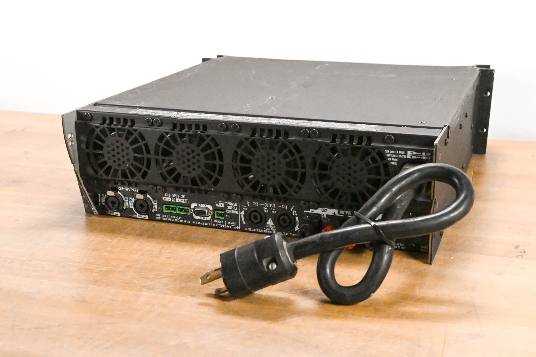 QSC PowerLight 9.0 PFC Power Factor Corrected 2-Channel Power Amplifier
