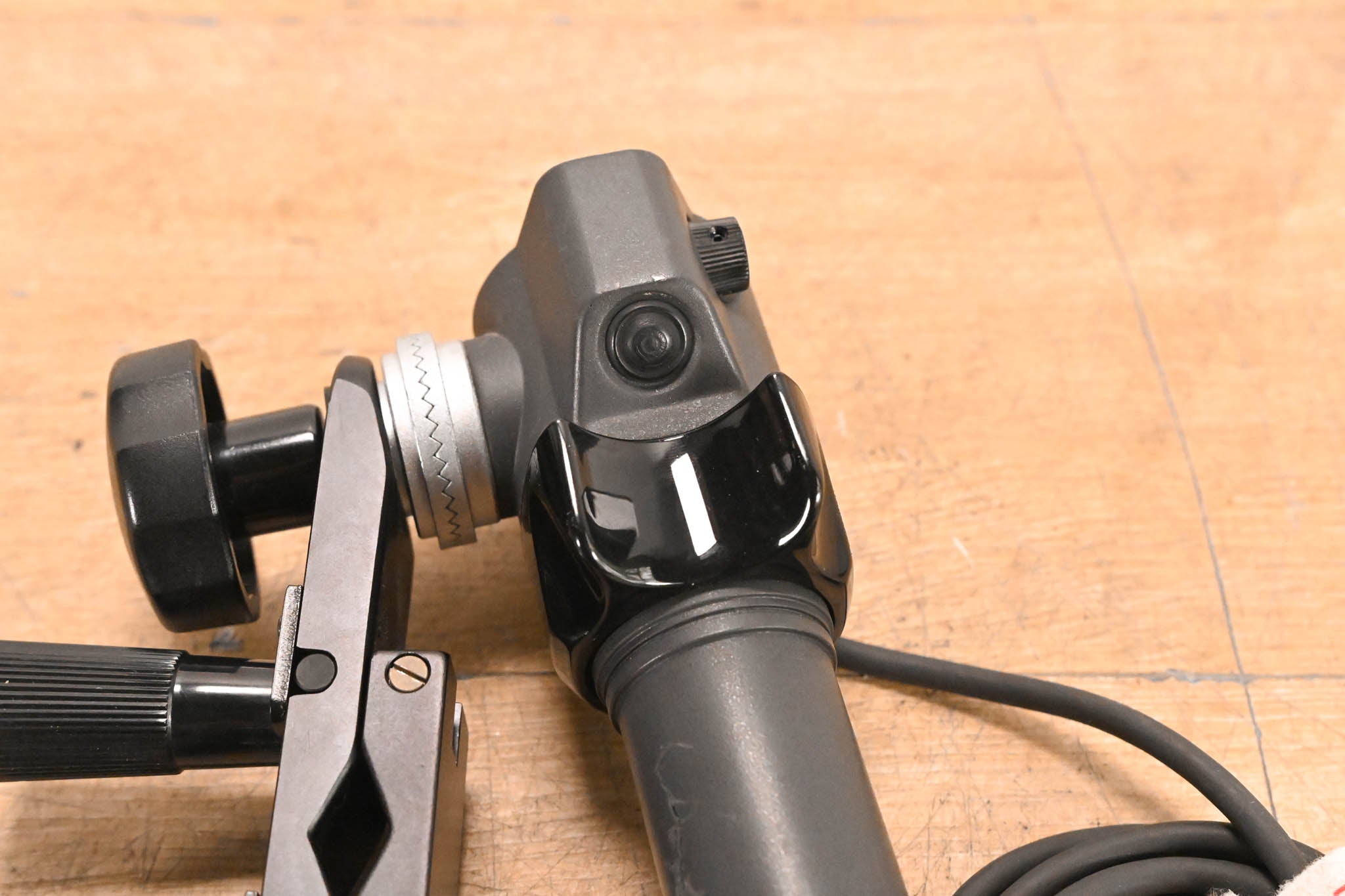 Fujinon ERD-20A-A02 Zoom Demand with MCA-7 Mounting Clamp