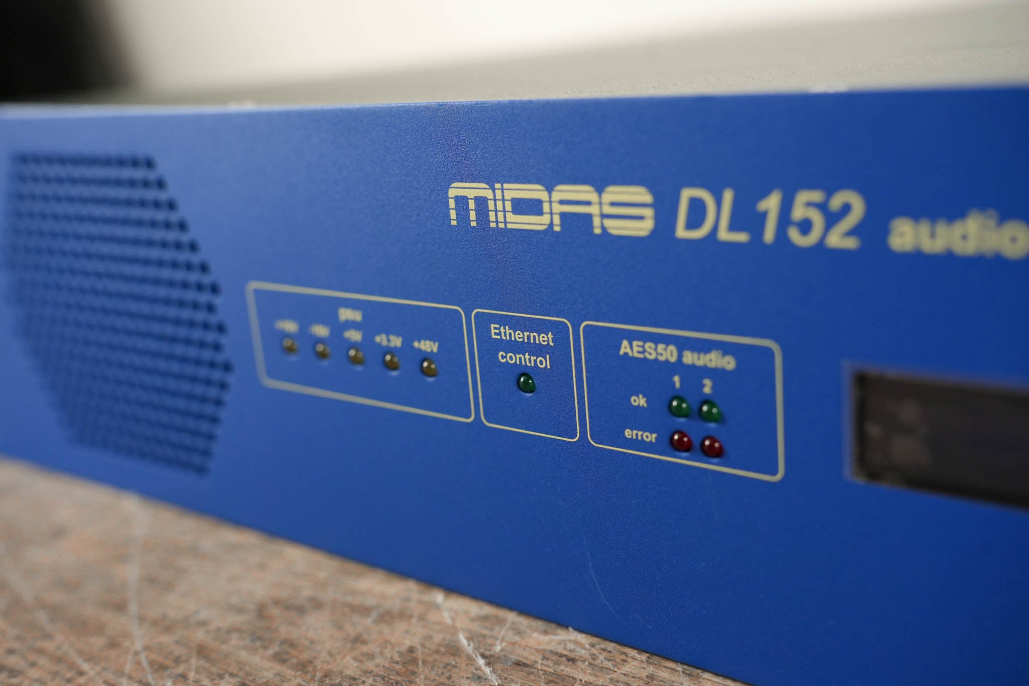 Midas DL152 PRO Series 24-Output Stage Box