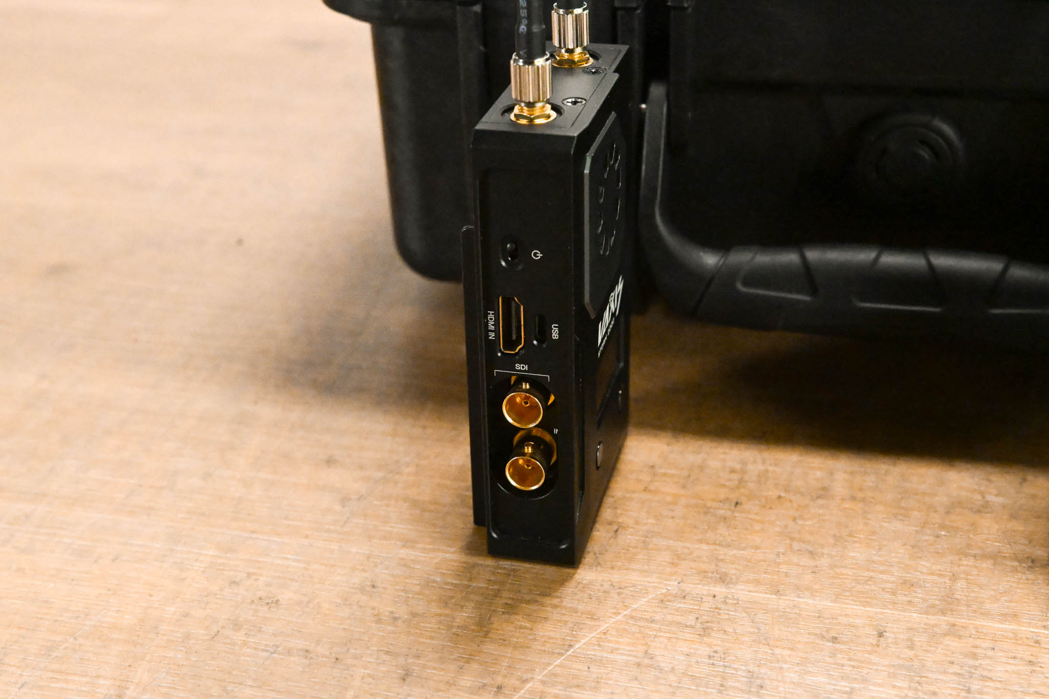 Vaxis Storm 2000 HDMI/SDI Wireless Transmission System (TX + RX)
