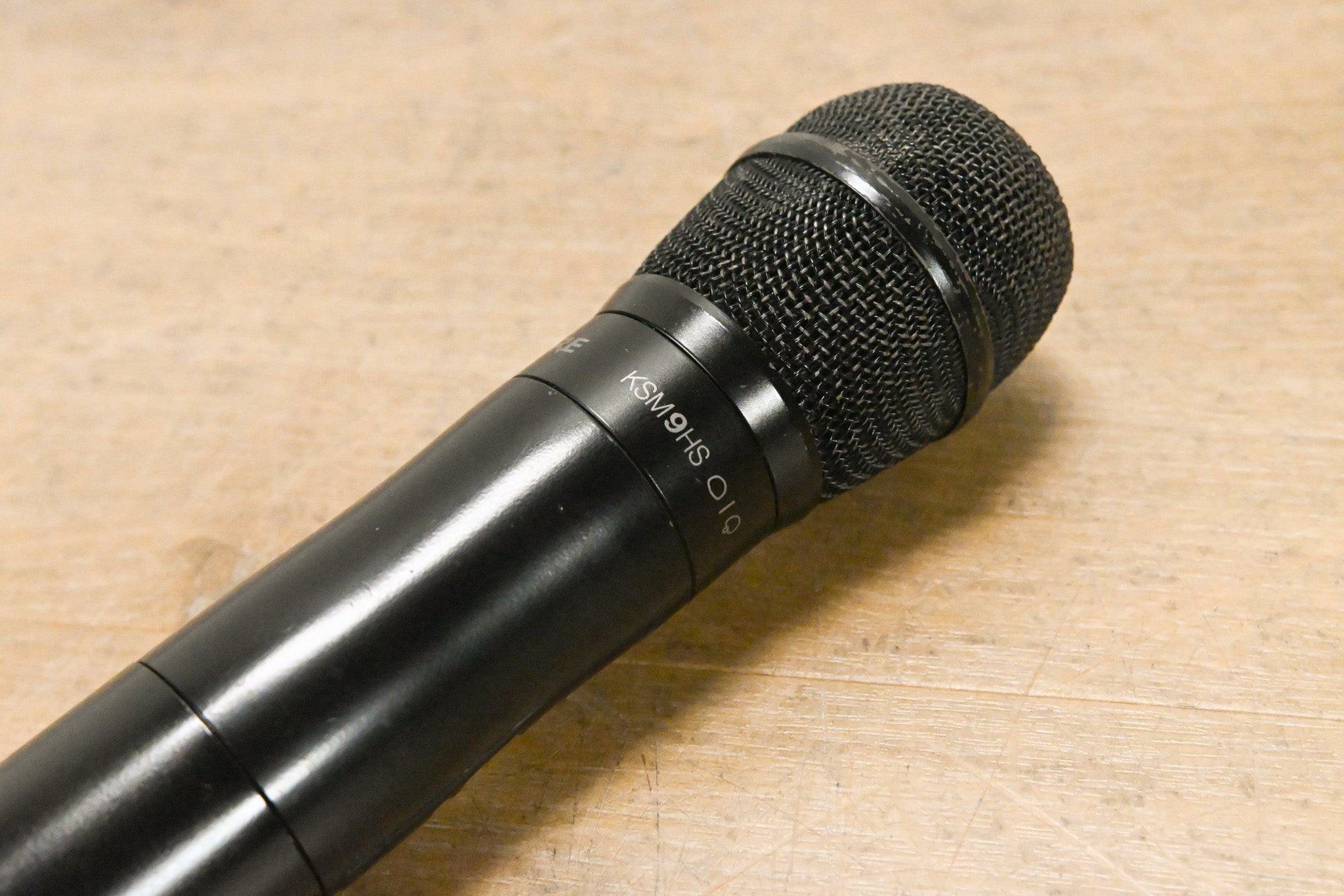 Shure QLXD24/KSM9HS Digital Handheld Wireless System - G50 Band (NO PSU)